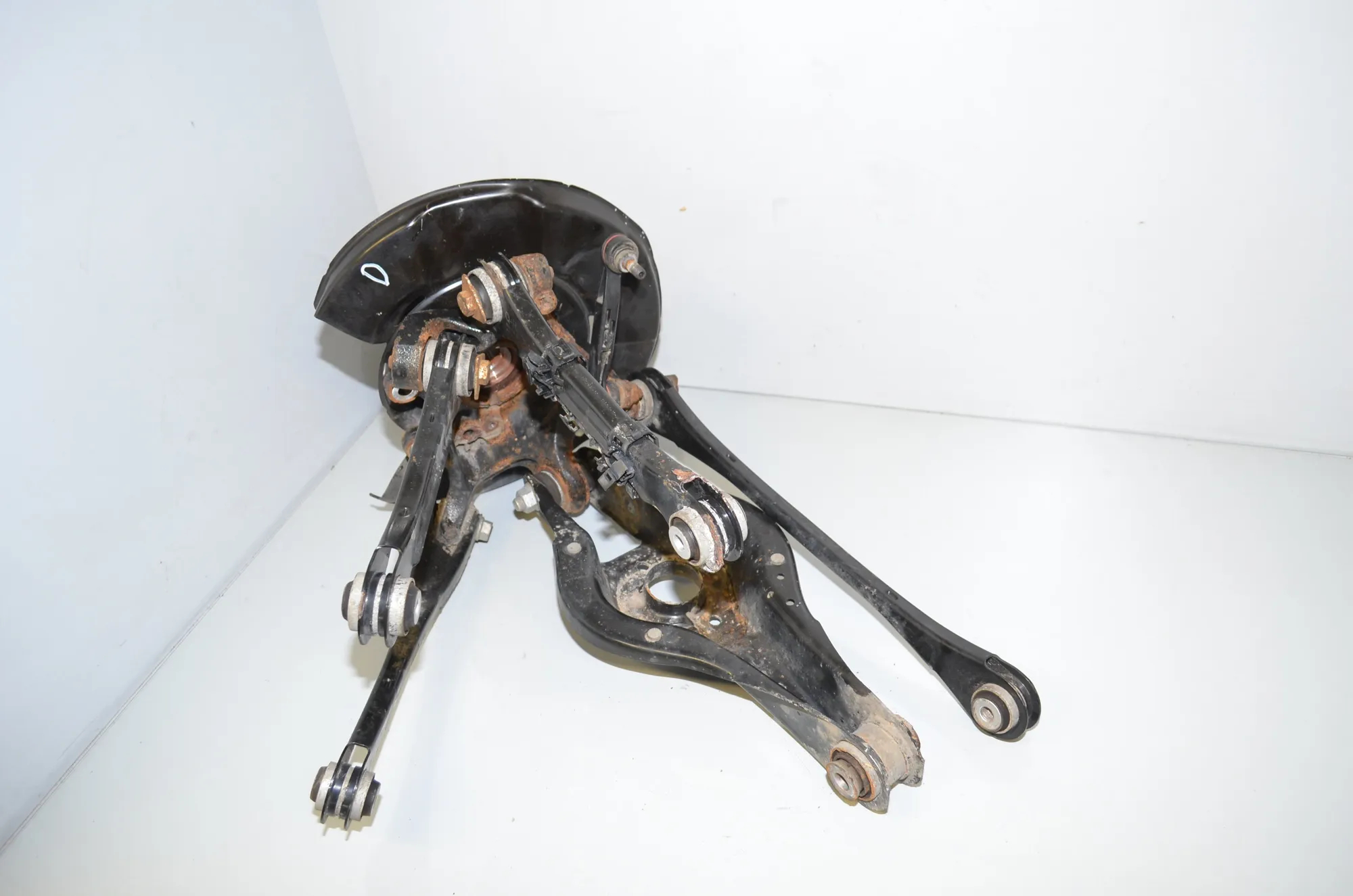 Rear Right Wheel Hub – OEM 6792524 · BMW 3 Touring (F31) 335 d xDrive 2014 – 3