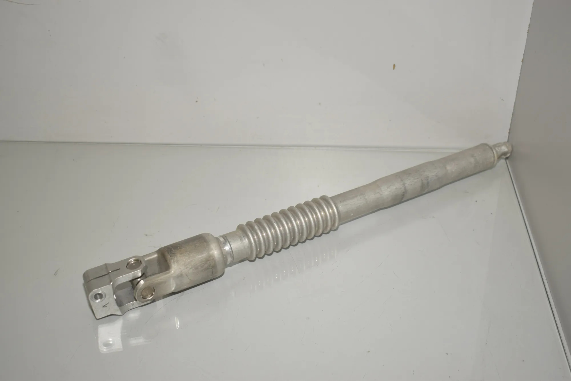 Steering Column Shaft Joint – OEM 6864555 · BMW i3 (I01) s Electric 2022 – 2