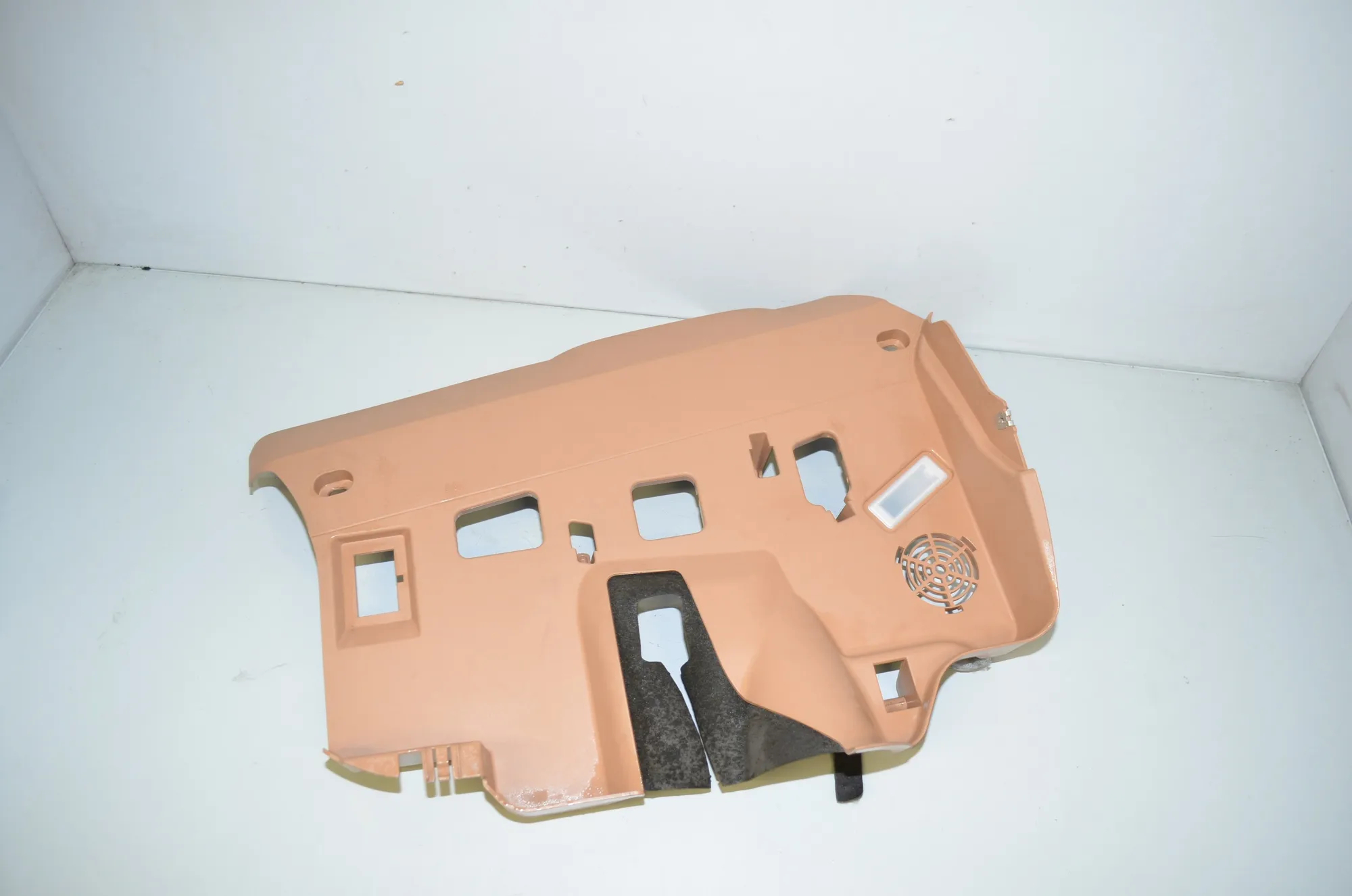 Dashboard Lower Trim – OEM 9112170 · BMW 7 (F01, F02) 730 d 2009 – 2