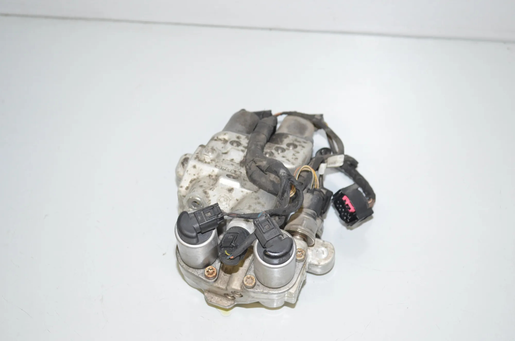 Hydraulic Valve Block – OEM 6775258 · BMW 7 (F01, F02) 730 d 2009