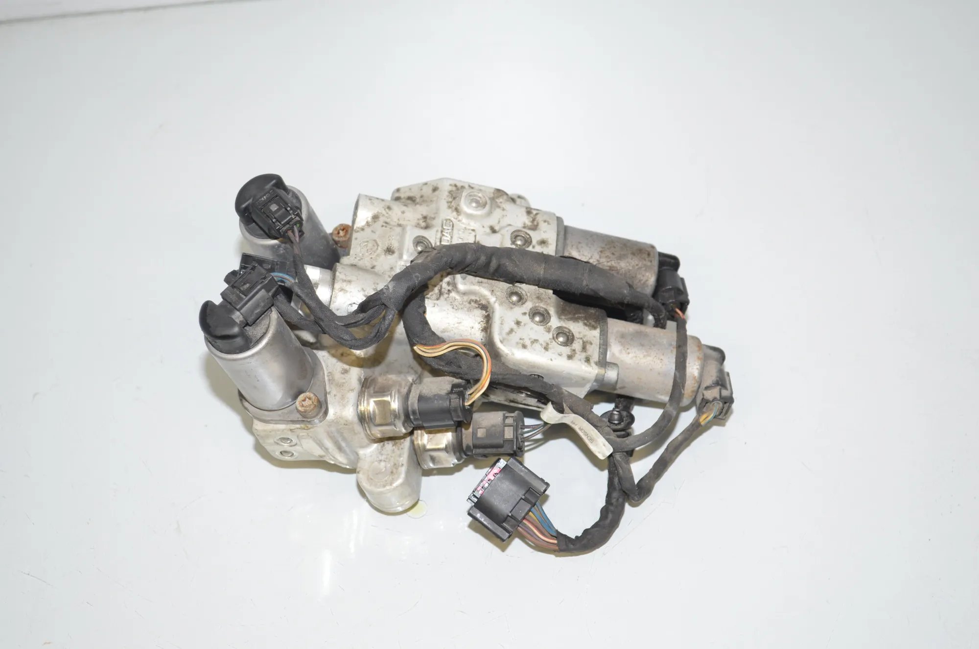 Hydraulic Valve Block – OEM 6775258 · BMW 7 (F01, F02) 730 d 2009 – 2