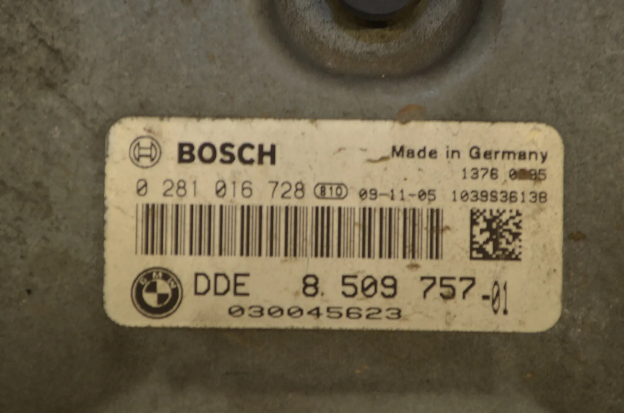 Engine Ignition ECU Set – OEM 8509757 · BMW 7 (F01, F02) 730 d 2009 – 7