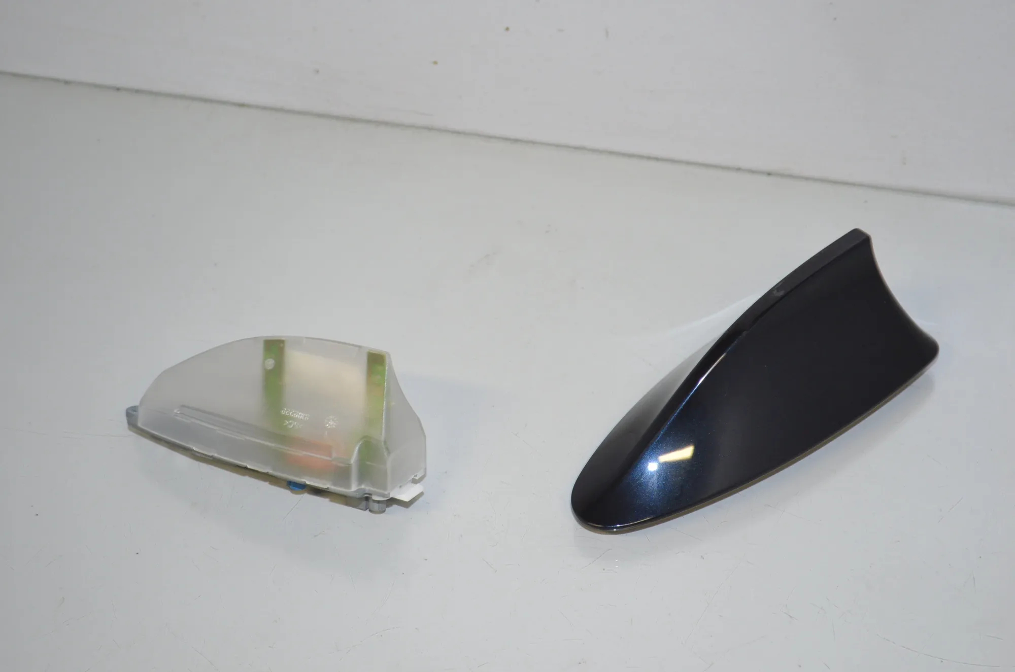 Antenna – OEM 9141462 · BMW 7 (F01, F02) 730 d 2009 – 2