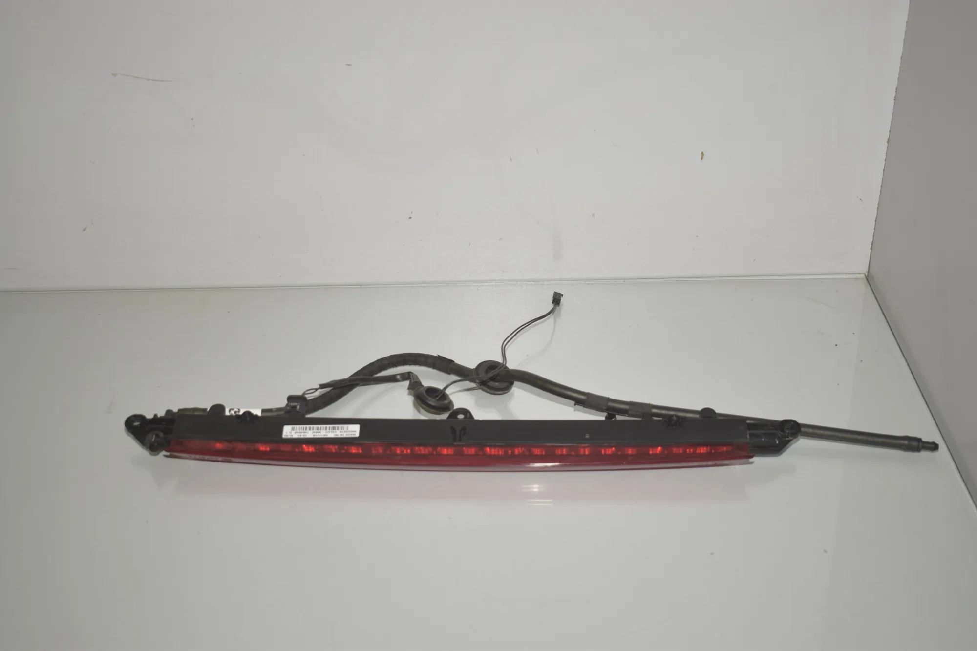 Rear Third Brake Stop Light – OEM 7304040 · BMW i3 (I01) s Electric 2022 – 3
