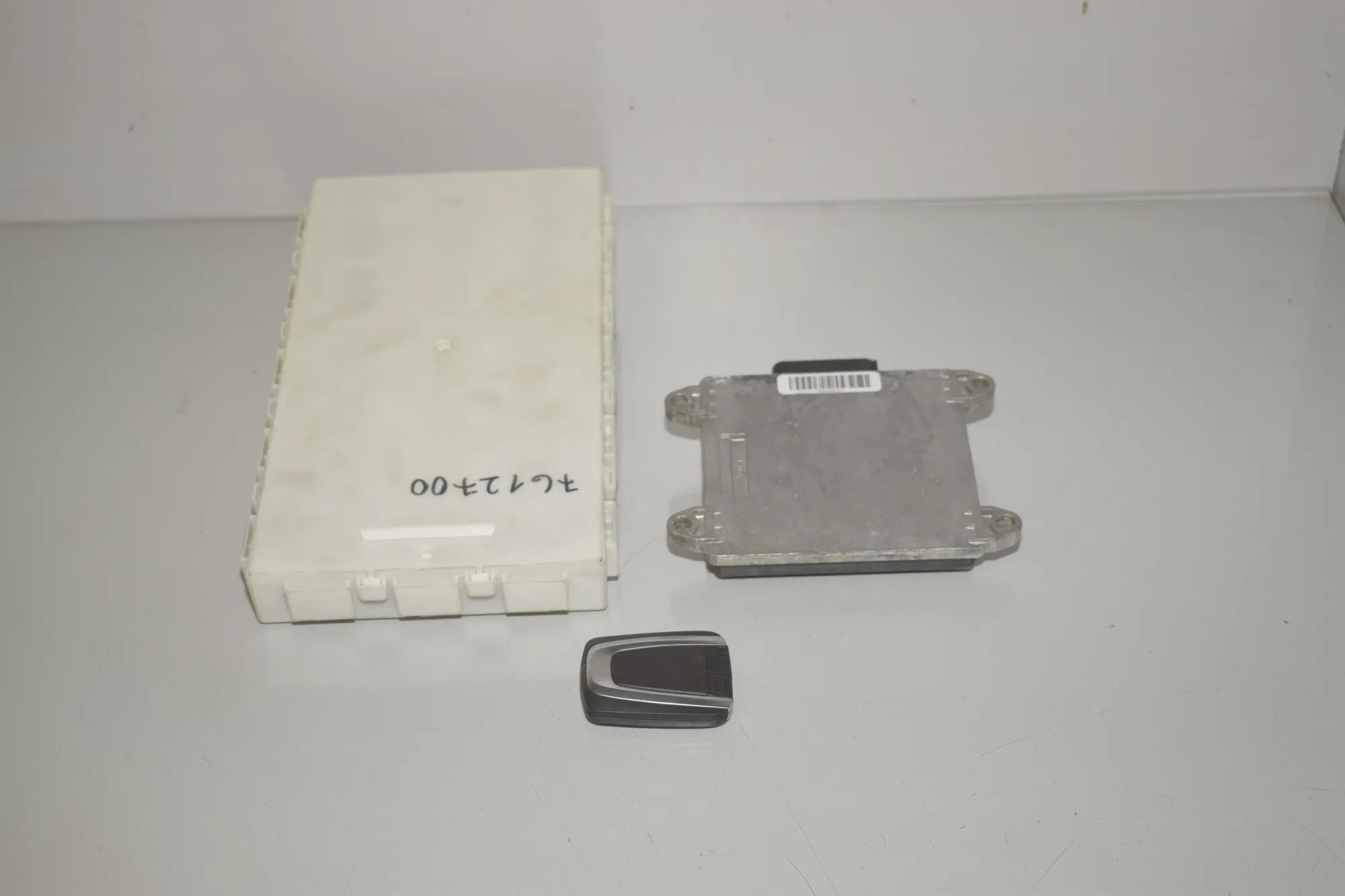 Engine Ignition ECU Set – OEM 5A1D051 · BMW i3 (I01) s Electric 2022 – 3