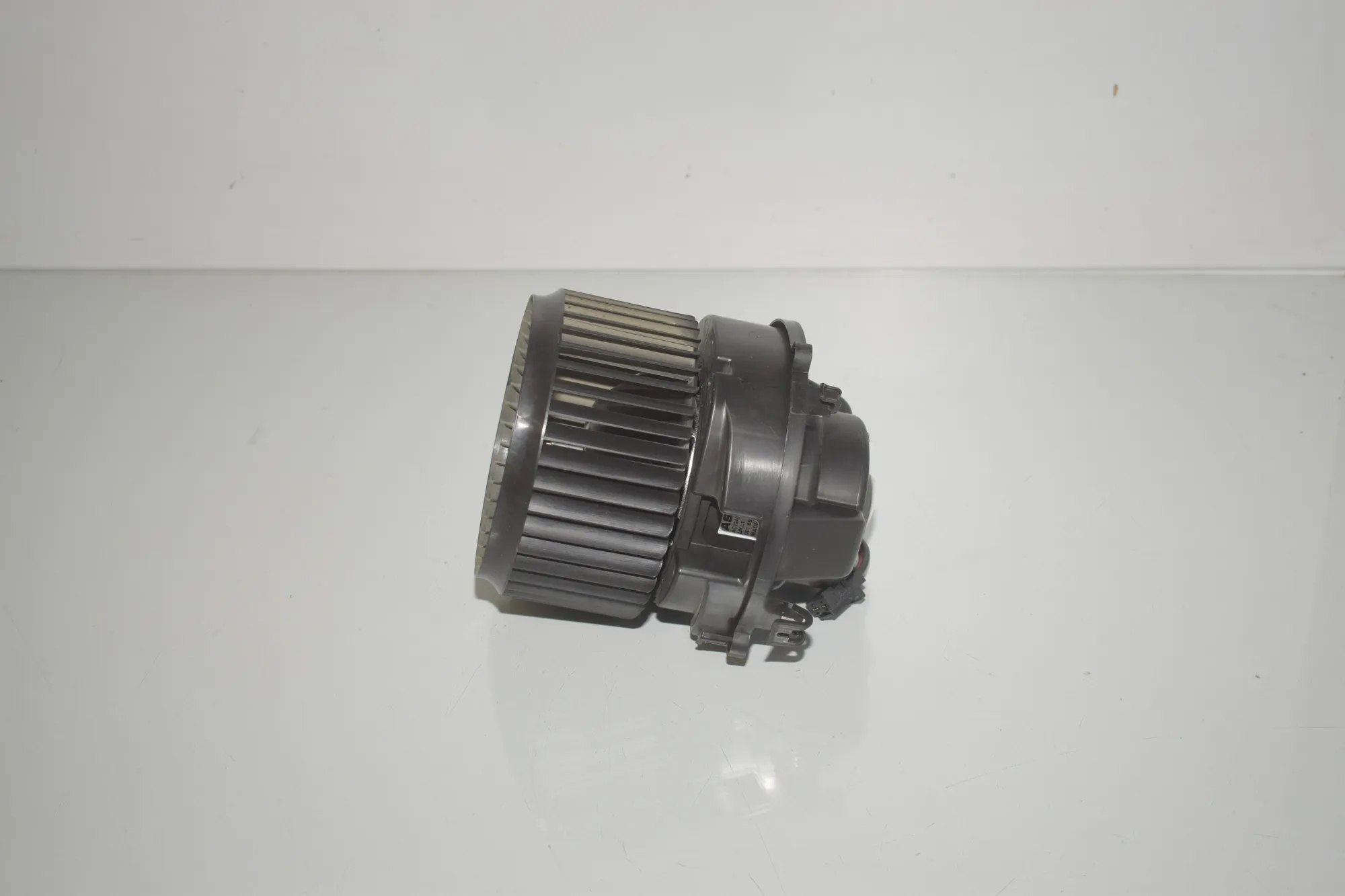 Heater Blower Fan – OEM 9297751 · BMW i3 (I01) s Electric 2022 – 4