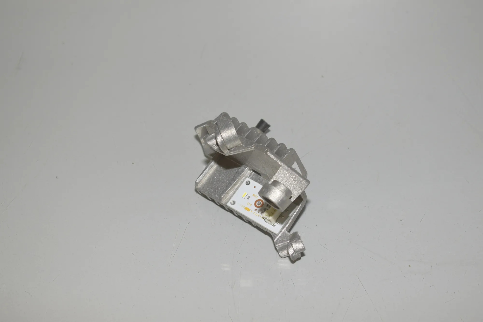 LED Lights Control Unit – OEM 90034373 · BMW i3 (I01) s Electric 2022 – 3