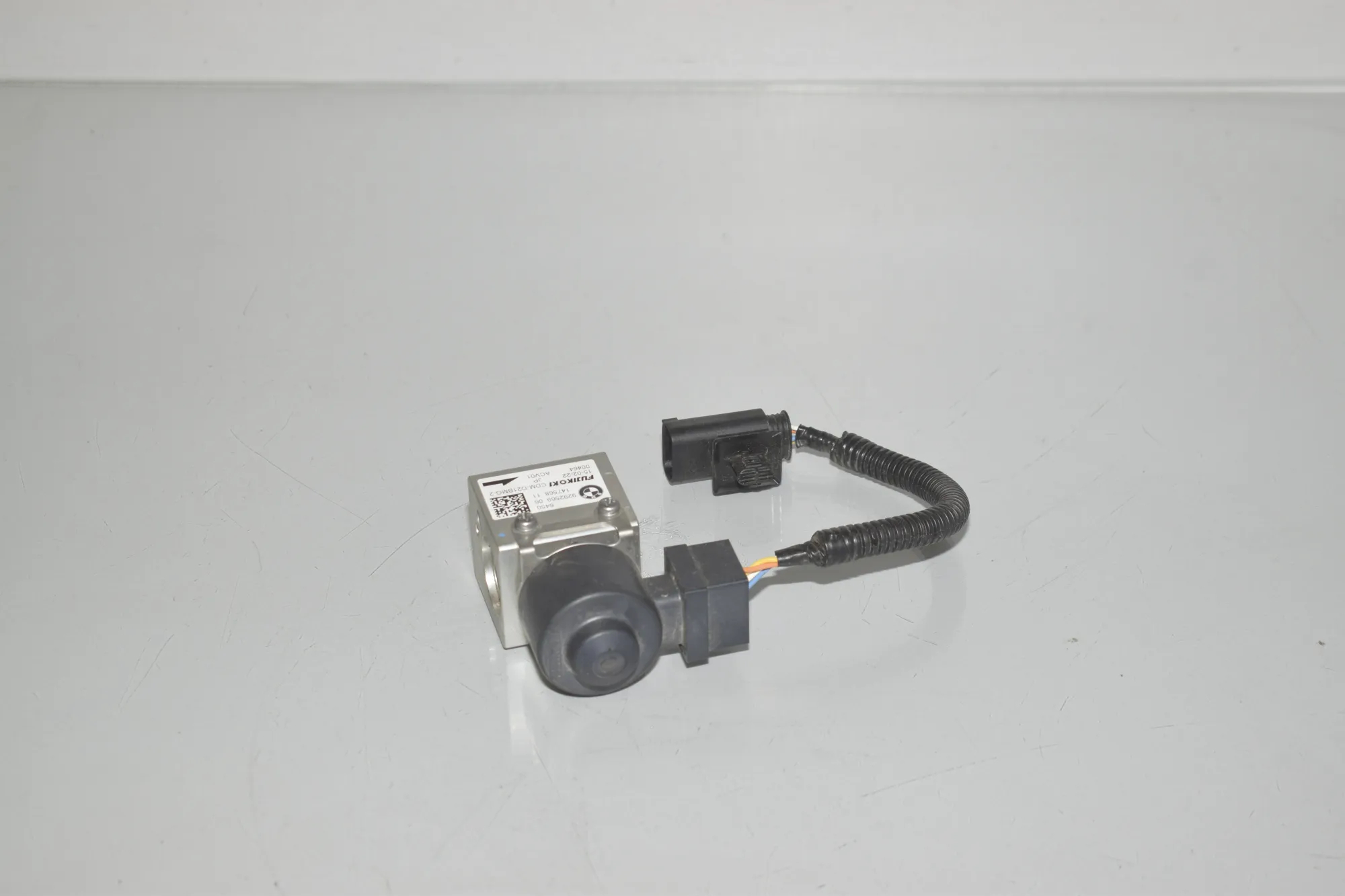 A/C Expansion Tank – OEM 9292569 · BMW i3 (I01) s Electric 2022 – 3