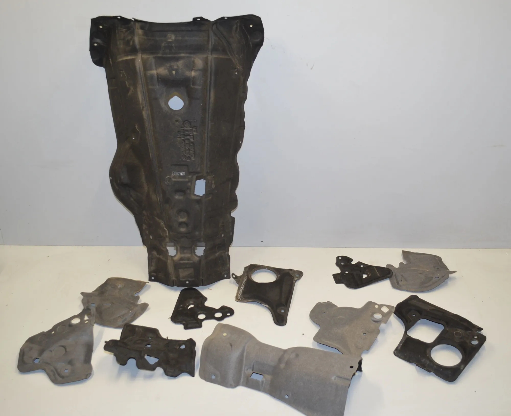 Sound Insulation – OEM 7330727 · BMW 5 Touring (G31) (2017 - -) M 550 d xDrive 2018 – 5