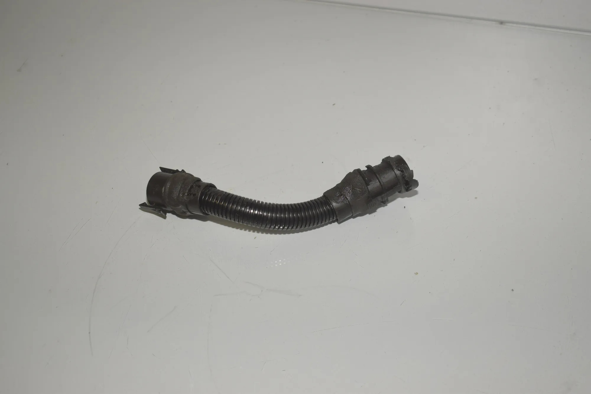 Breather Hose – OEM 7803847 · BMW 7 (F01, F02) 730 d 2009 – 3
