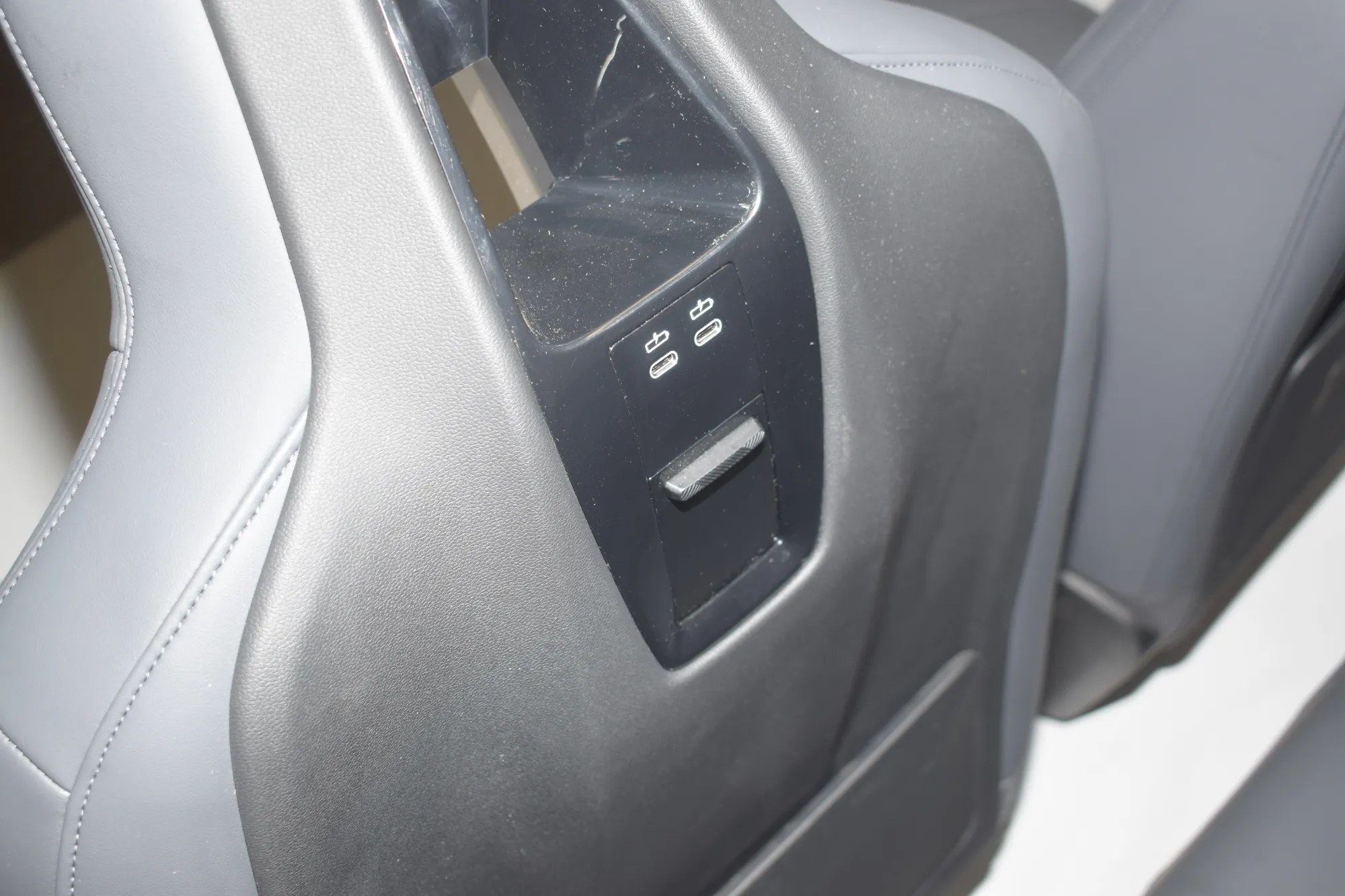 Seat set – OEM 0000 · BMW iX (I20) (2021 - -) xDrive 40 2021 – 11