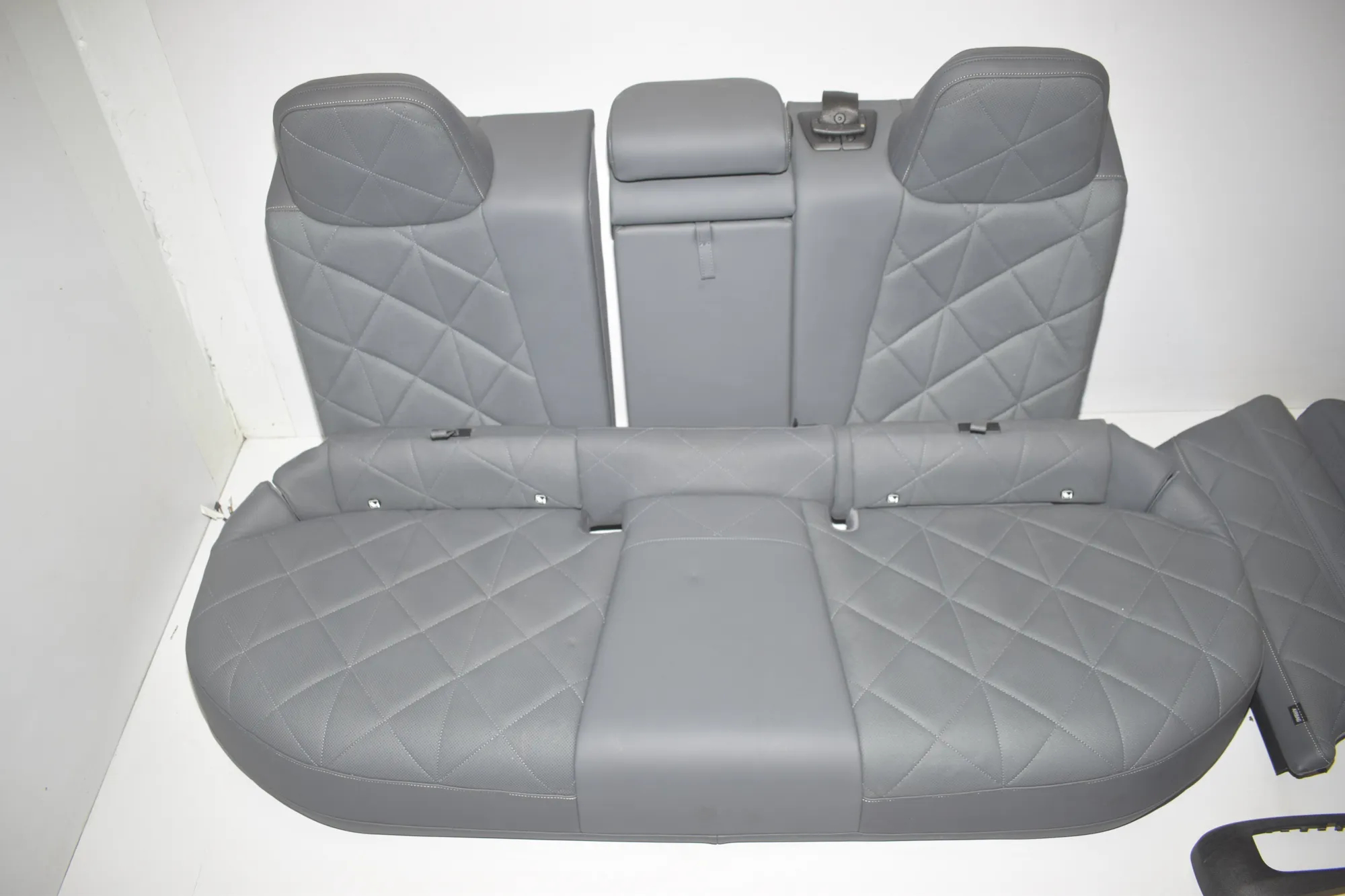Seat set – OEM 0000 · BMW iX (I20) (2021 - -) xDrive 40 2021 – 8