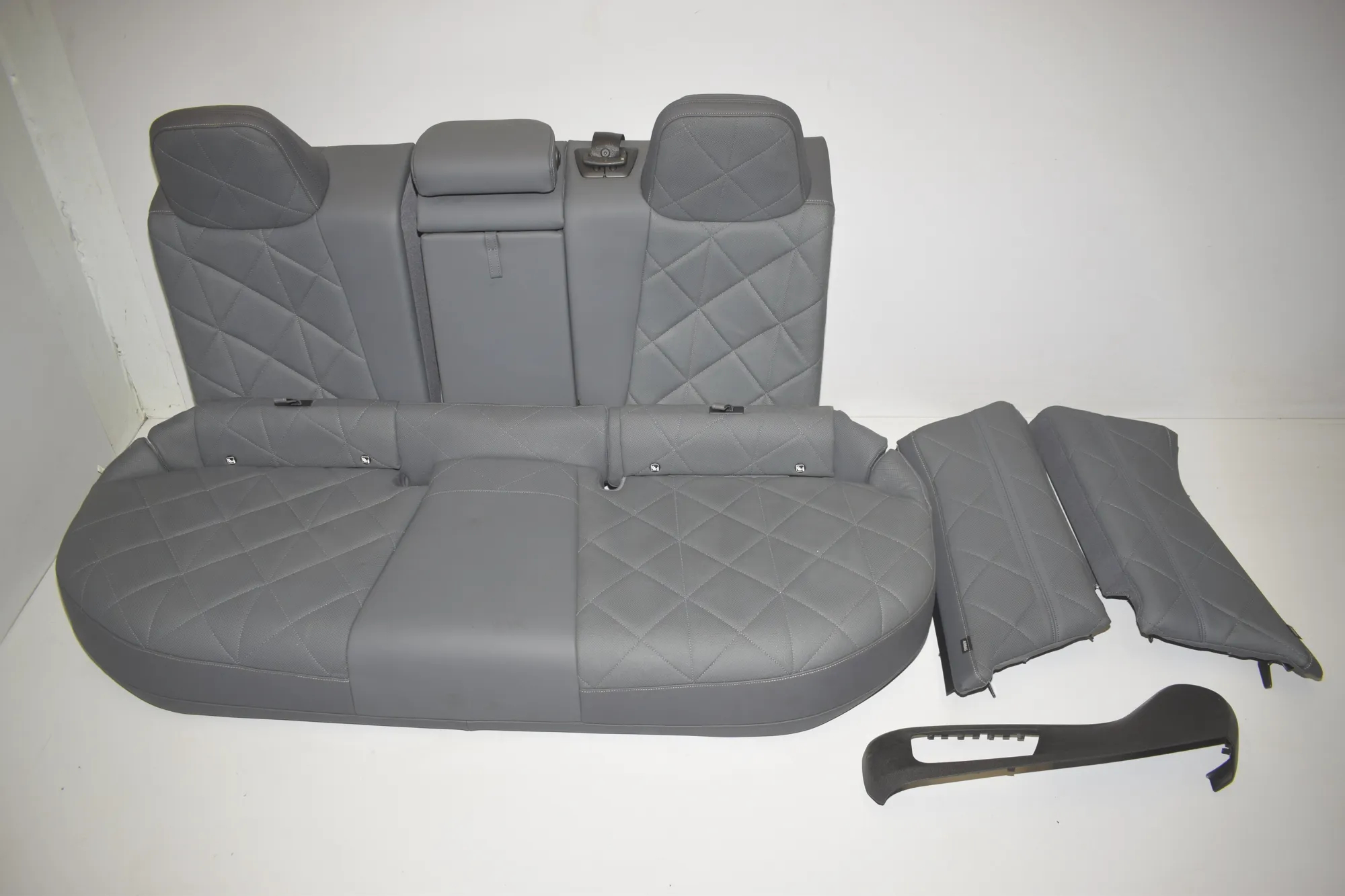 Seat set – OEM 0000 · BMW iX (I20) (2021 - -) xDrive 40 2021 – 7