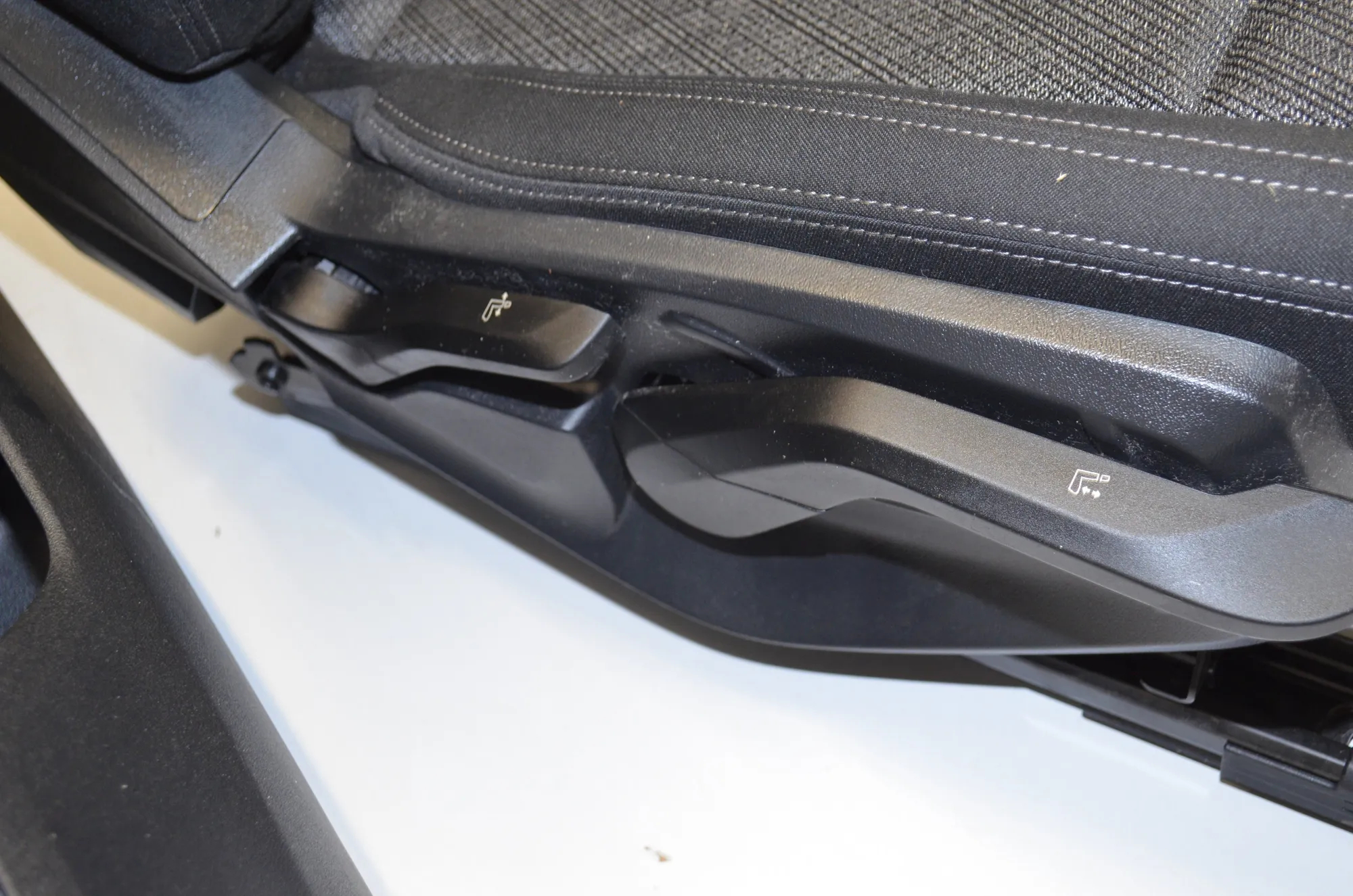 Seat set · BMW X2 (U10) BMW X2 (U10) iX2 xDrive 30 2024 – 6