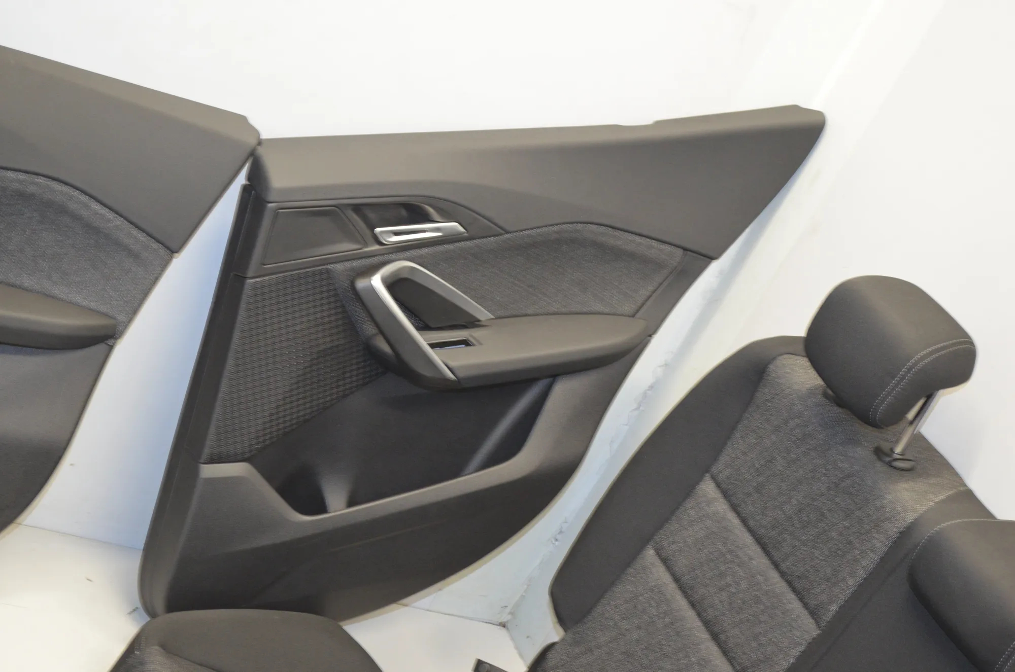 Seat set · BMW X2 (U10) BMW X2 (U10) iX2 xDrive 30 2024 – 10