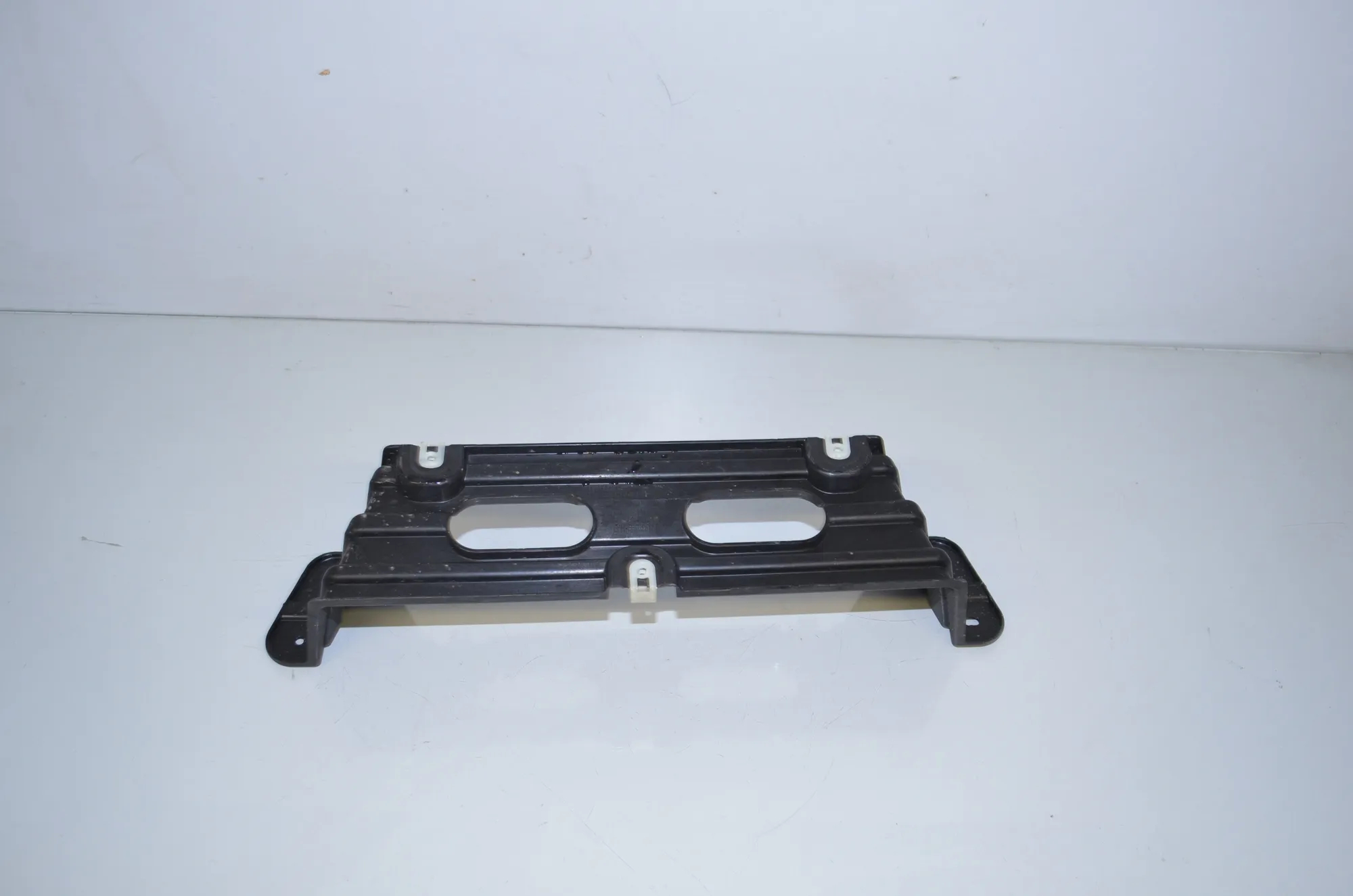 Bracket – OEM 9491056 · BMW iX3 (G08) (2020 - -) Electric (286 HP) 2022 – 3