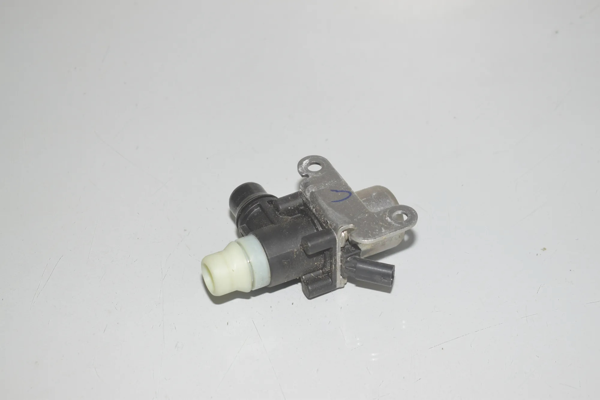 Water Cooler Valve – OEM 9452052 · BMW iX3 (G08) (2020 - -) Electric (286 HP) 2022 – 3