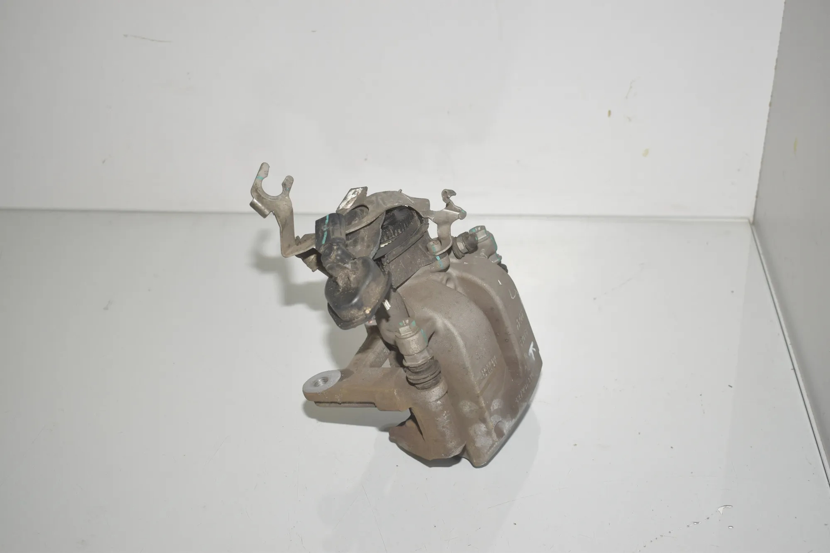 Rear Left Brake Caliper – OEM 6870575 · BMW iX3 (G08) (2020 - -) Electric (286 HP) 2022 – 2