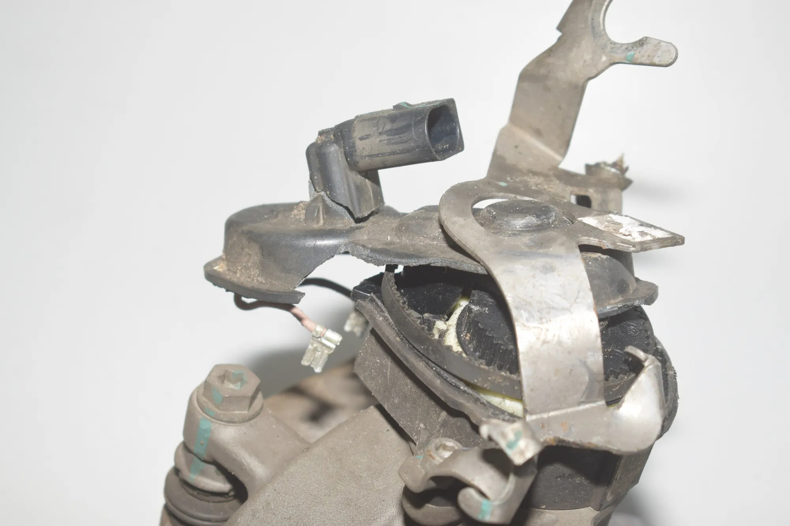 Rear Left Brake Caliper – OEM 6870575 · BMW iX3 (G08) (2020 - -) Electric (286 HP) 2022 – 4
