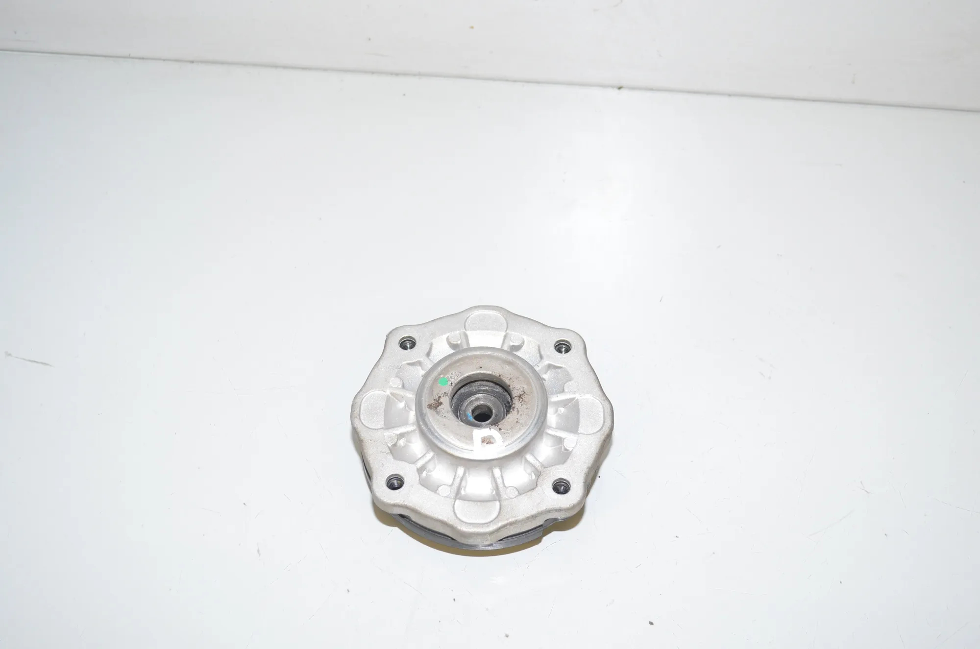 Rear Right Shock Absorber Bracket – OEM 6866275 · BMW iX3 (G08) (2020 - -) Electric (286 HP) 2022