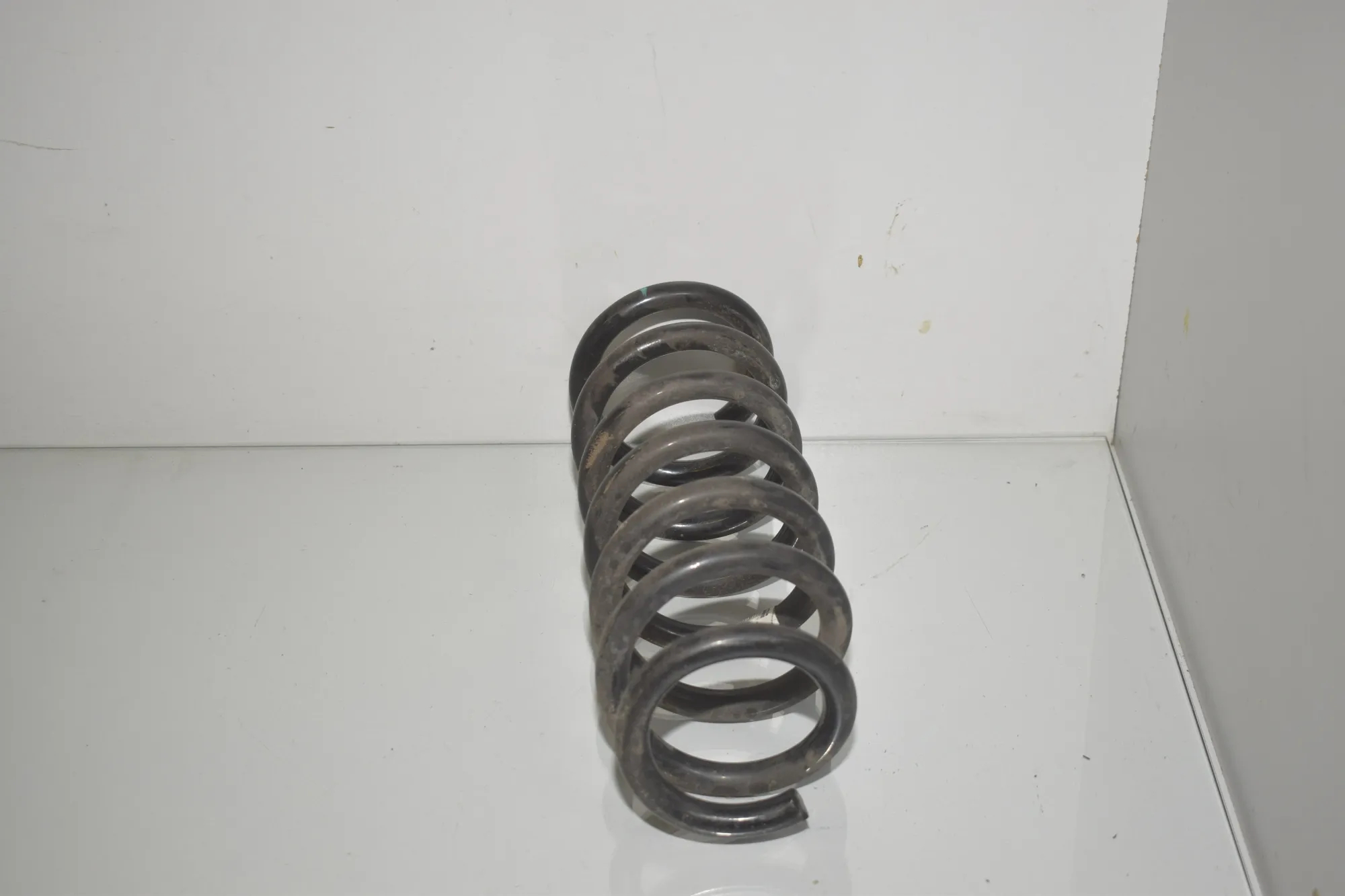 Rear Left Coil Spring – OEM 1543307 · BMW iX3 (G08) (2020 - -) Electric (286 HP) 2022 – 2