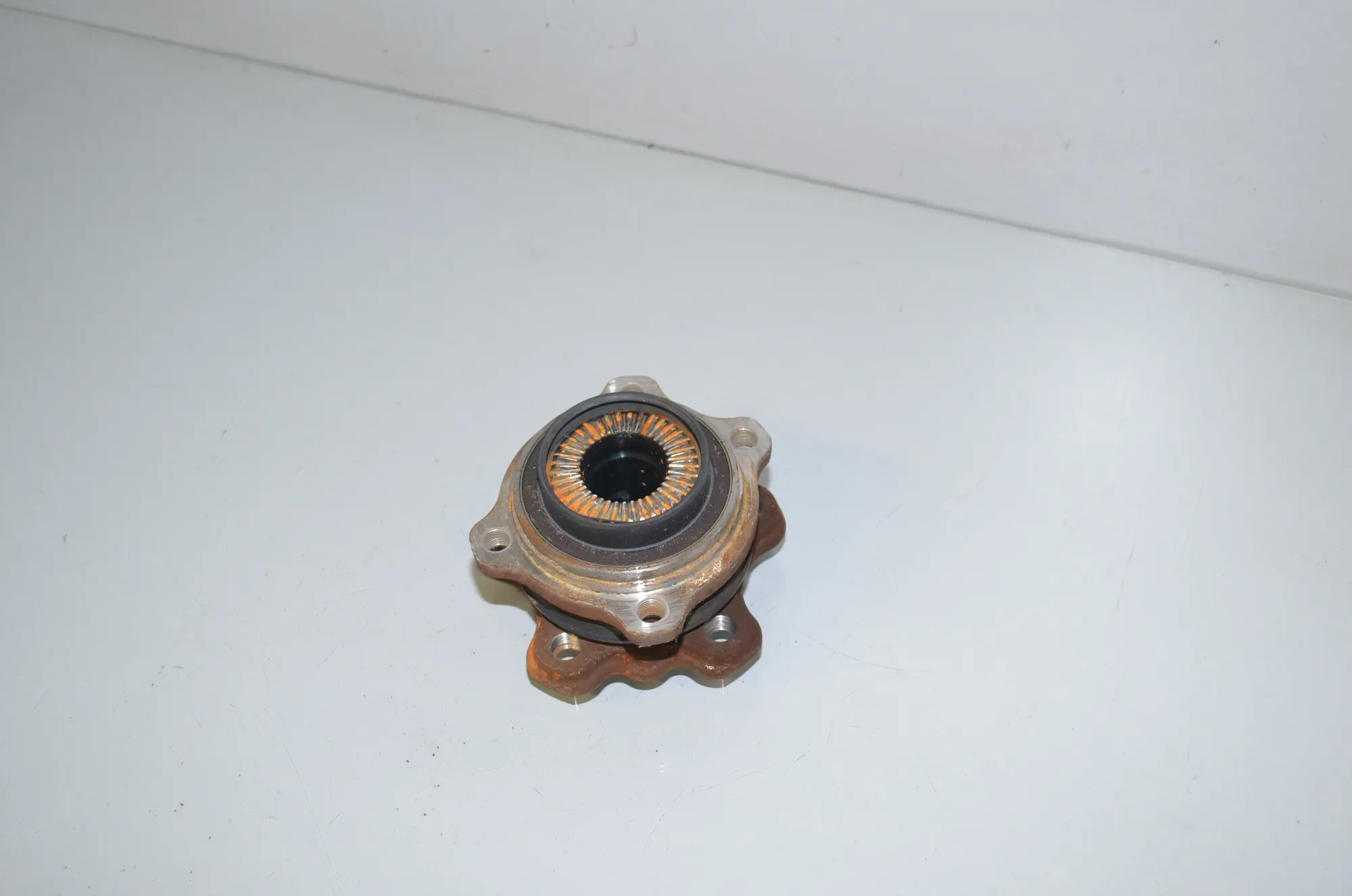 Rear Left Wheel Bearing – OEM 8878739 · BMW iX3 (G08) (2020 - -) Electric (286 HP) 2022 – 4