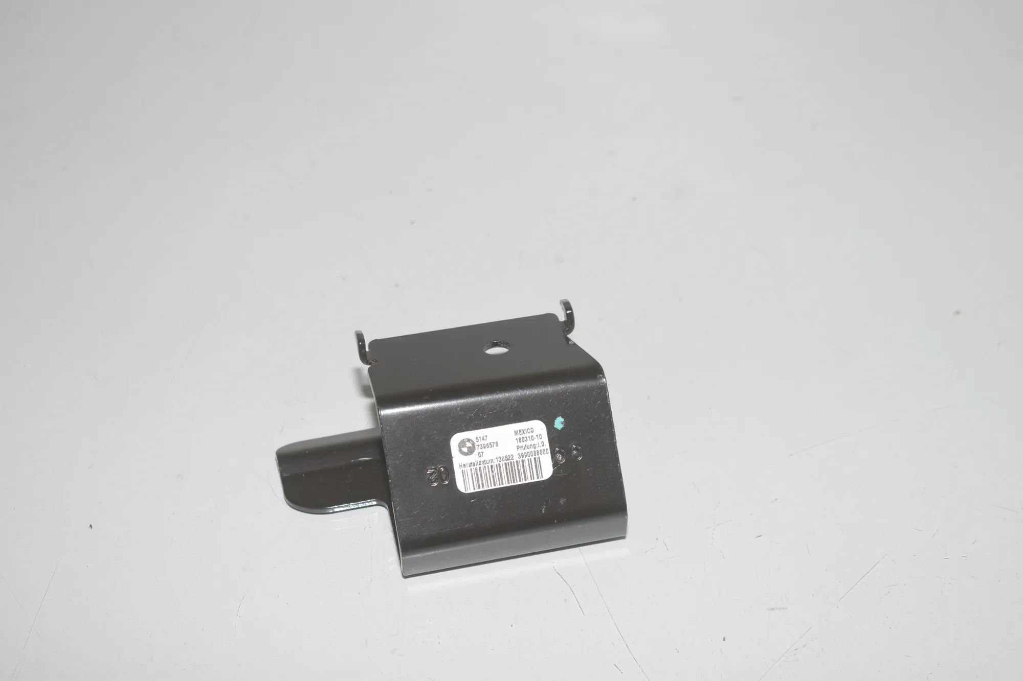 Bracket – OEM 7396576 · BMW iX3 (G08) (2020 - -) Electric (286 HP) 2022