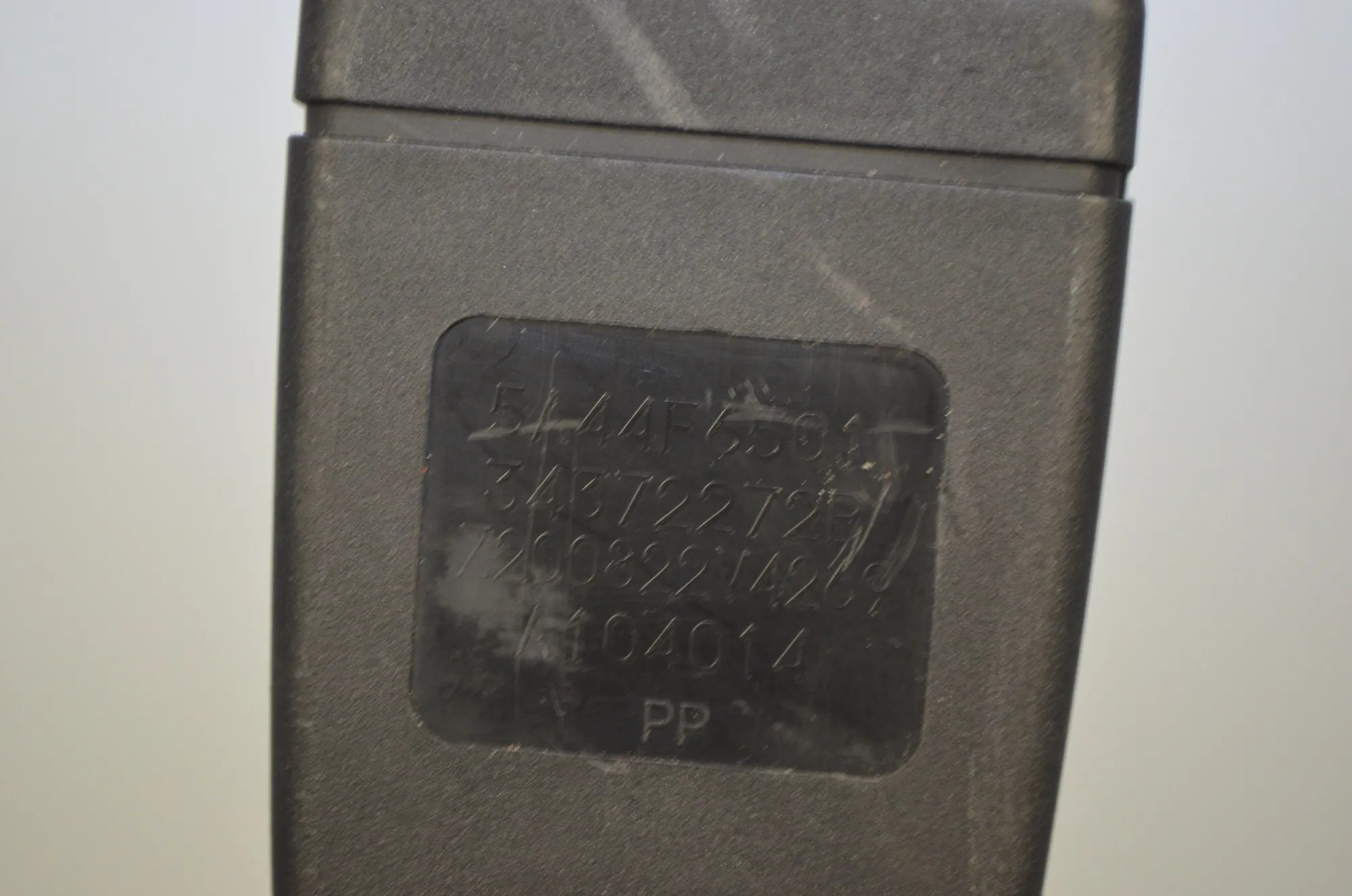 Rear Left Seat Buckle – OEM 5A44F65 · BMW iX3 (G08) (2020 - -) Electric (286 HP) 2022 – 4