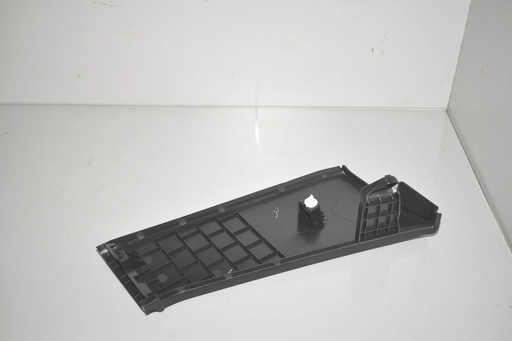 Other Trim Parts – OEM 7396614 · BMW iX3 (G08) (2020 - -) Electric (286 HP) 2022 – 3