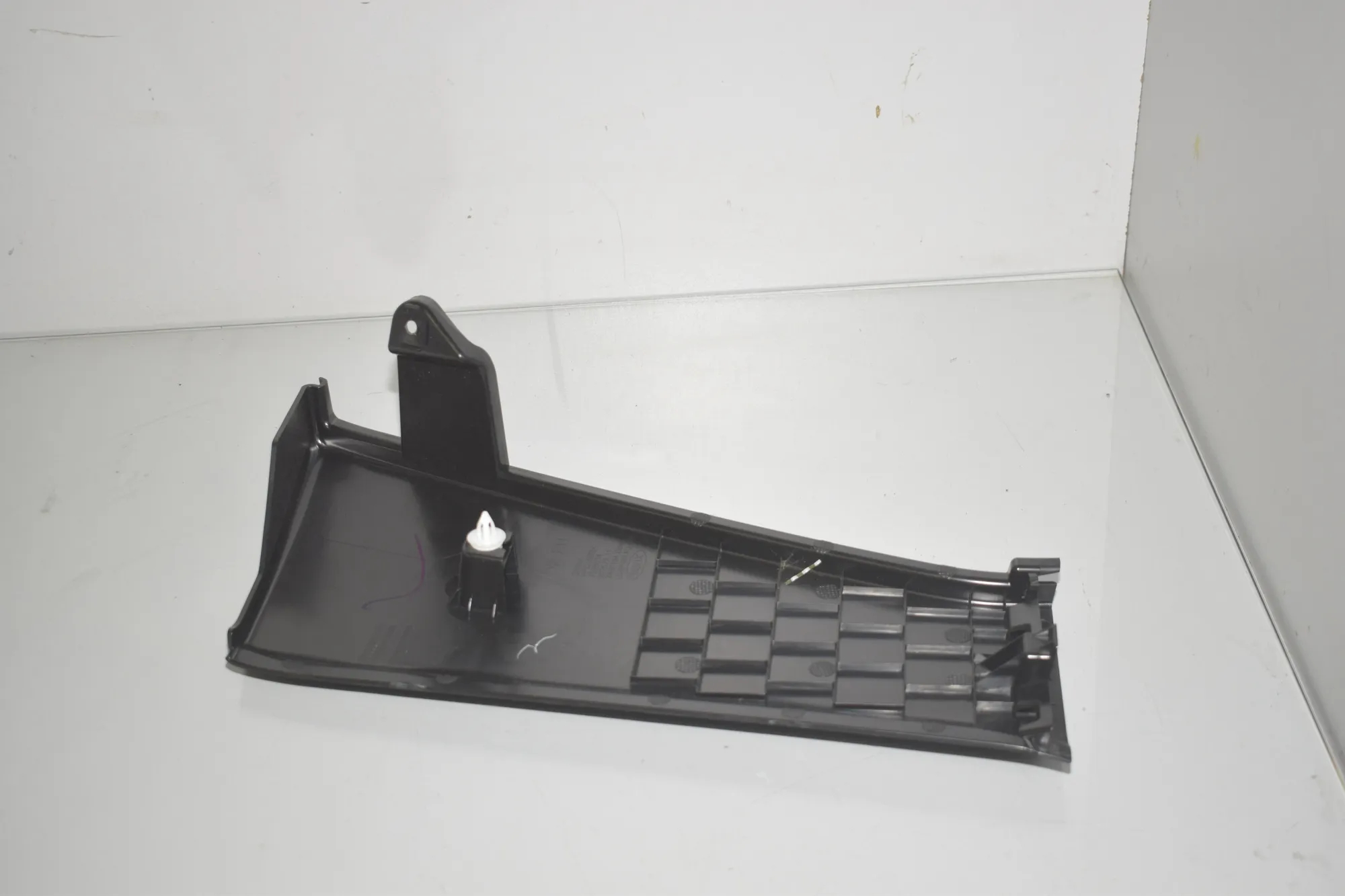 Other Trim Parts – OEM 7396614 · BMW iX3 (G08) (2020 - -) Electric (286 HP) 2022 – 4
