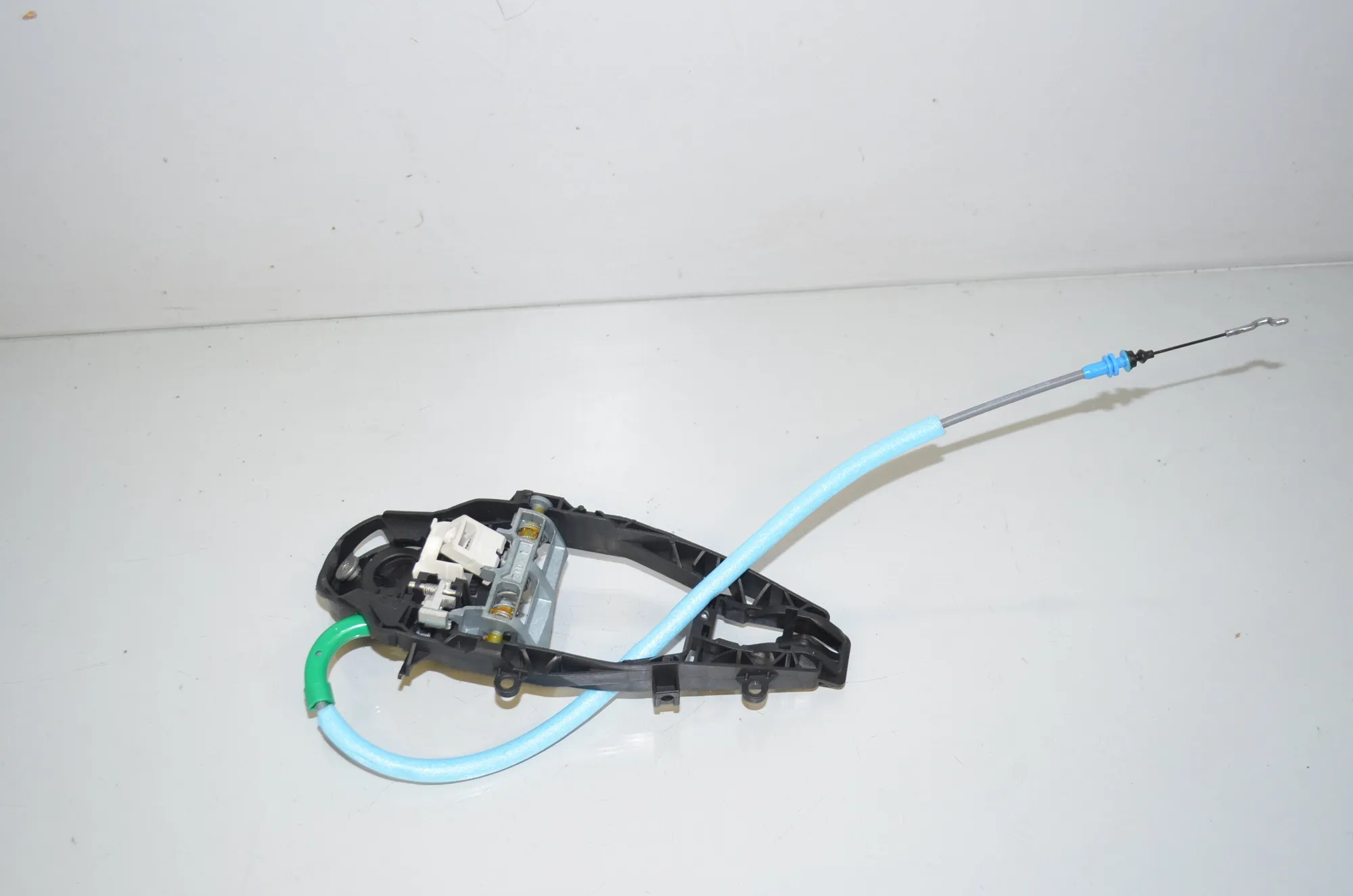 Rear Left Door Interior Handle Frame – OEM 9881773 · BMW iX3 (G08) (2020 - -) Electric (286 HP) 2022 – 4