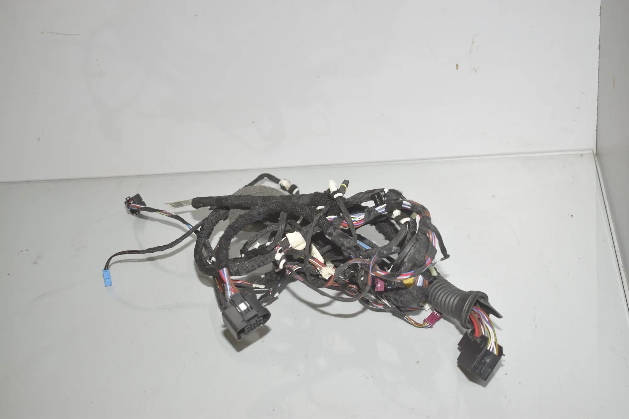Front Left Door Wiring – OEM 5A22795 · BMW iX3 (G08) (2020 - -) Electric (286 HP) 2022 – 3