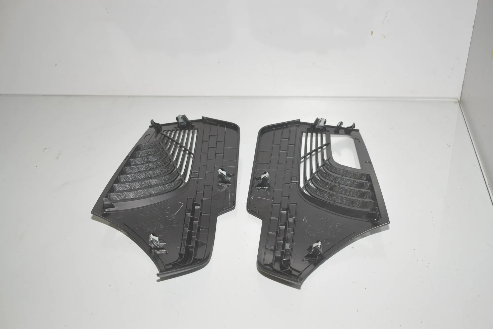 Other Body Parts – OEM 9873616 · BMW iX3 (G08) (2020 - -) Electric (286 HP) 2022 – 2