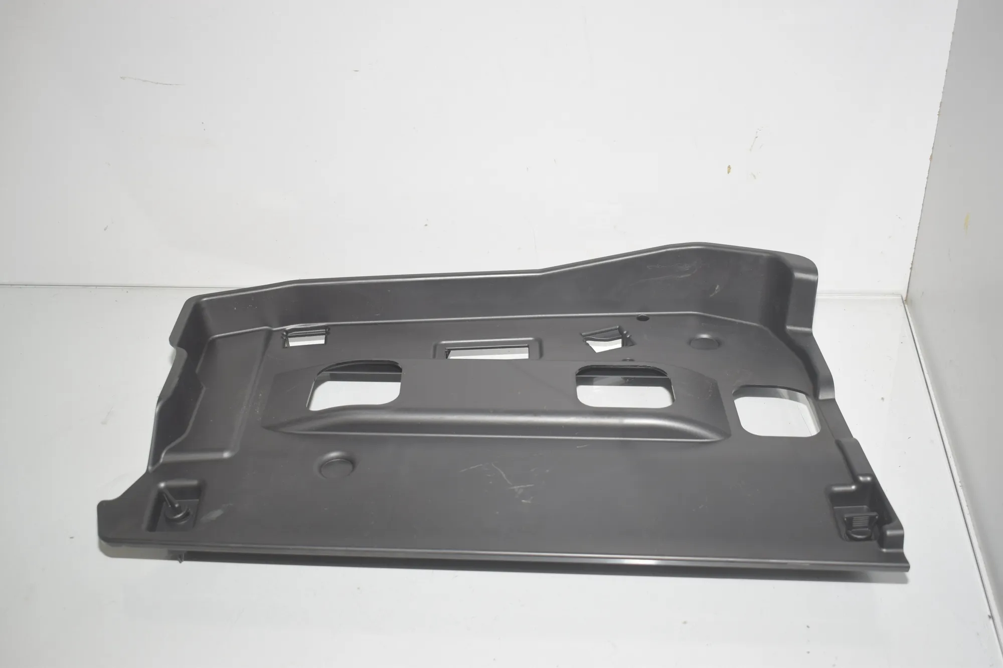 Dashboard Lower Trim – OEM 9496038 · BMW iX3 (G08) (2020 - -) Electric (286 HP) 2022