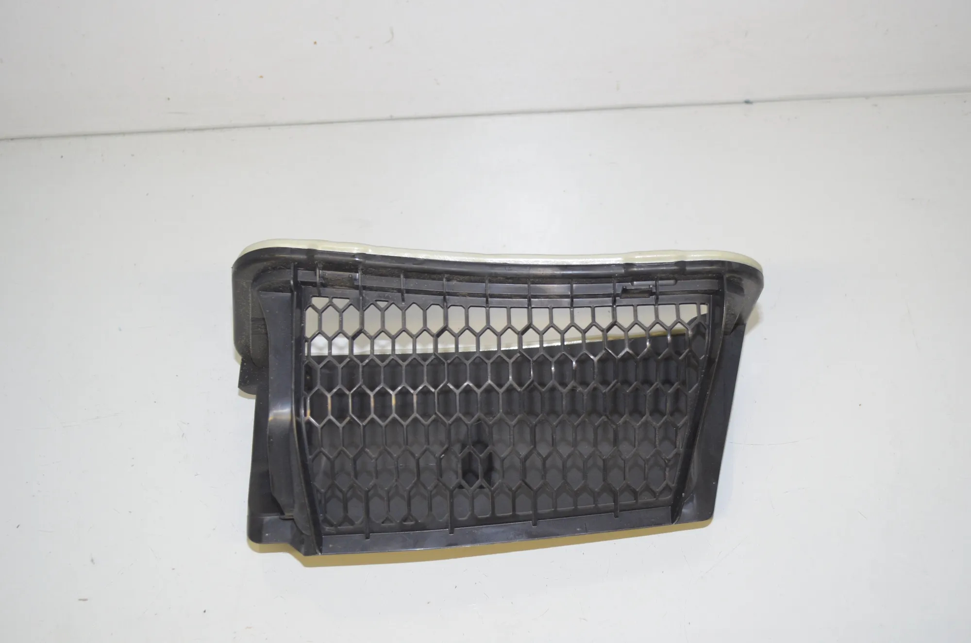 Other Body Parts – OEM 9364882 · BMW iX3 (G08) (2020 - -) Electric (286 HP) 2022 – 2