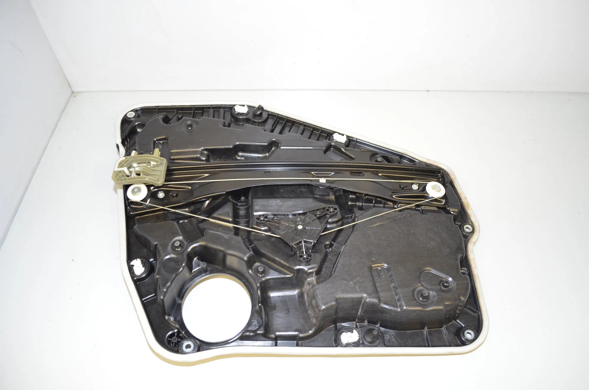 Rear Left Door Window Regulator – OEM 2869125 · BMW iX3 (G08) (2020 - -) Electric (286 HP) 2022 – 3