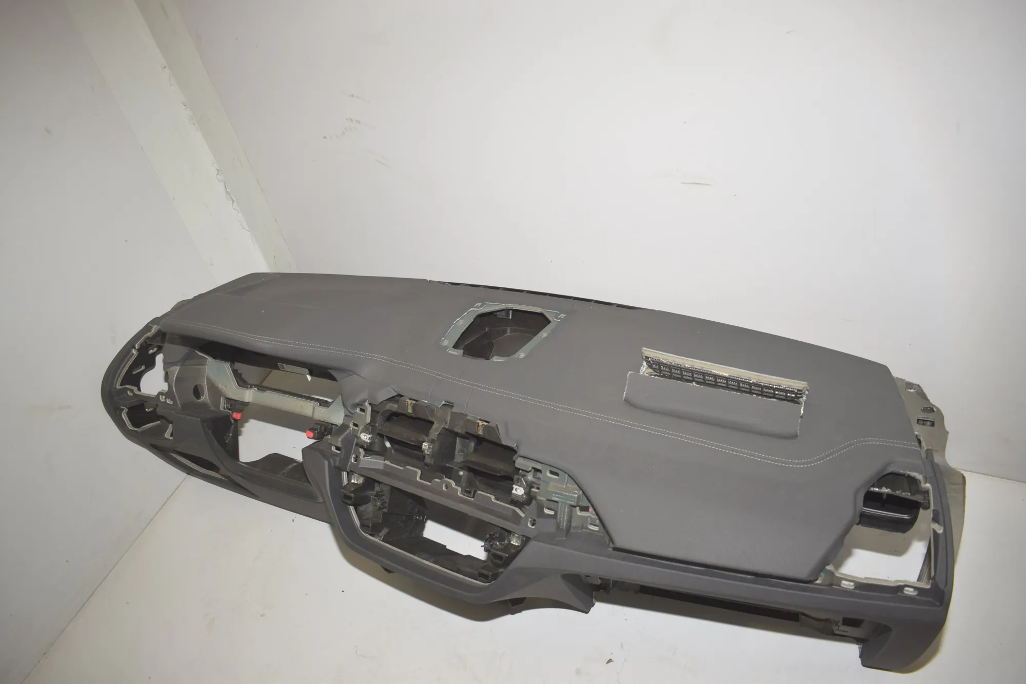 Dashboard – OEM 9632453 · BMW iX3 (G08) (2020 - -) Electric (286 HP) 2022 – 3