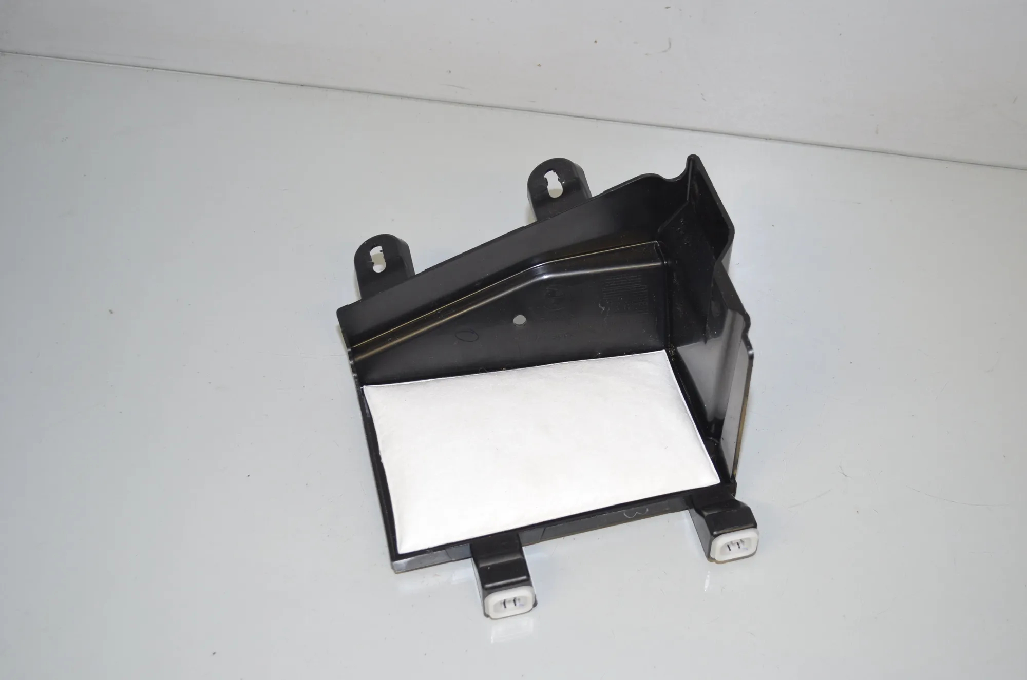 Bracket – OEM 7439388 · BMW iX3 (G08) (2020 - -) Electric (286 HP) 2022