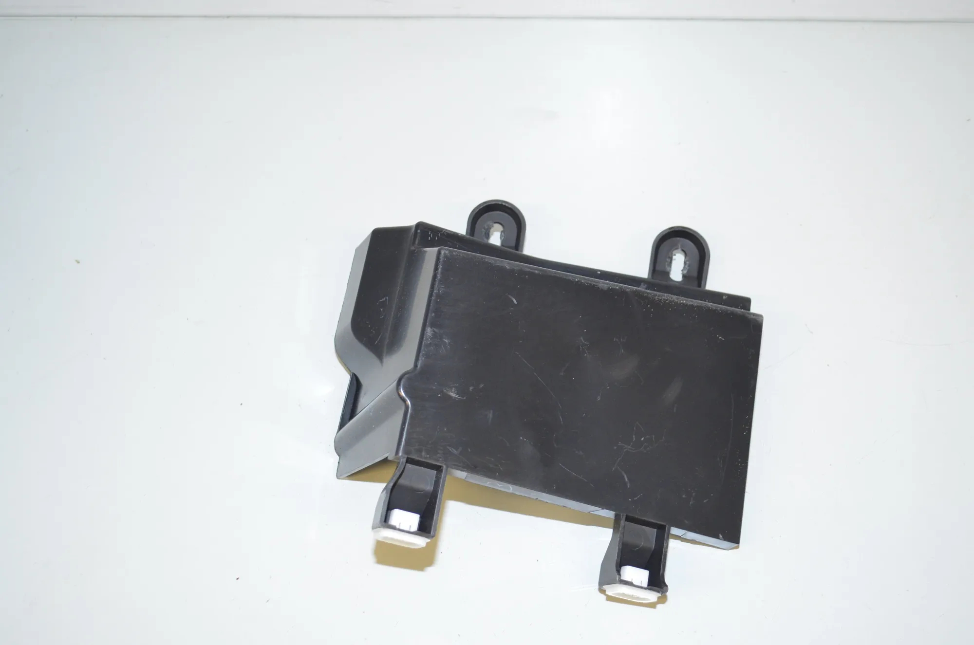 Bracket – OEM 7439388 · BMW iX3 (G08) (2020 - -) Electric (286 HP) 2022 – 3