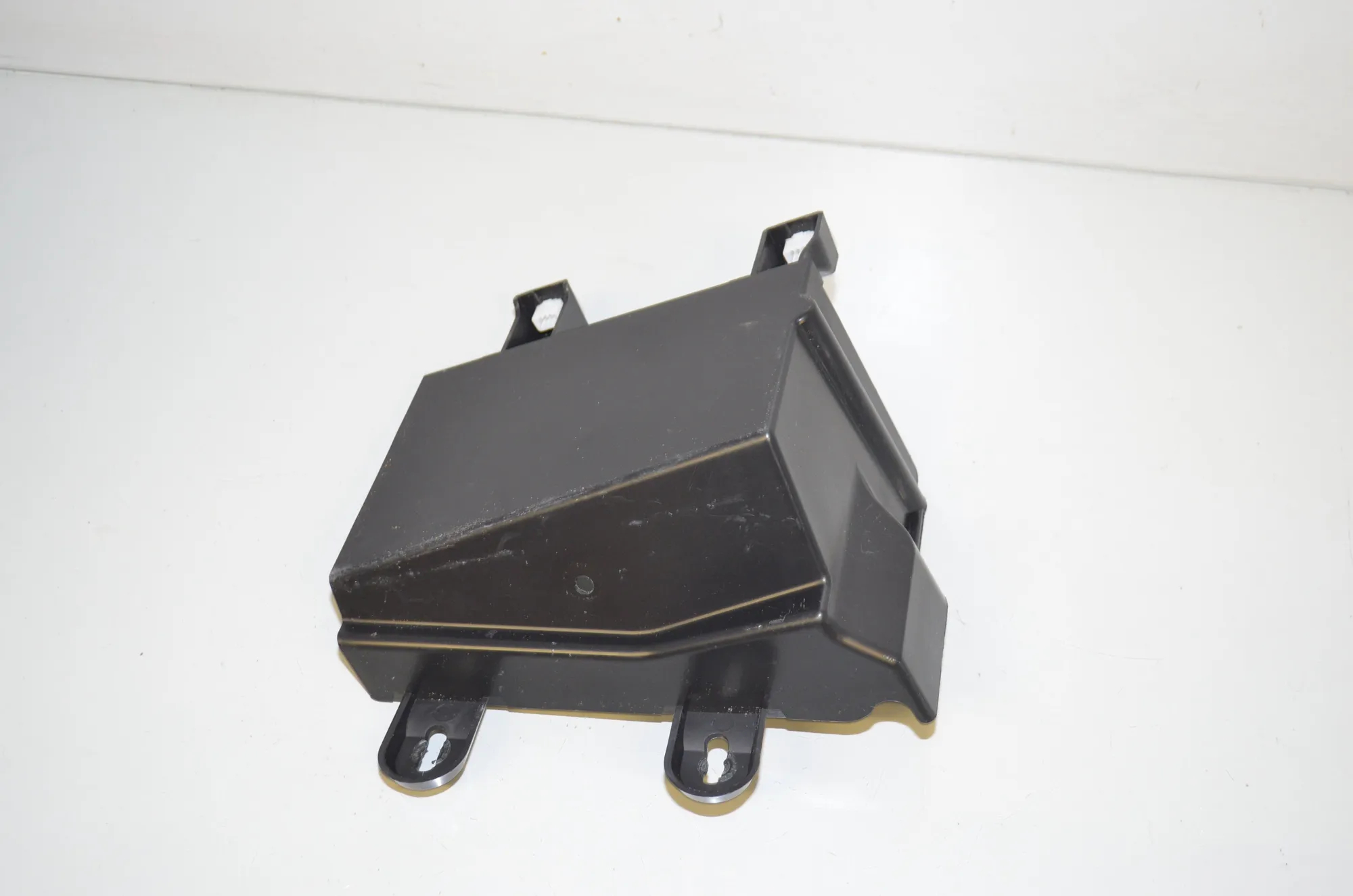 Bracket – OEM 7439388 · BMW iX3 (G08) (2020 - -) Electric (286 HP) 2022 – 4