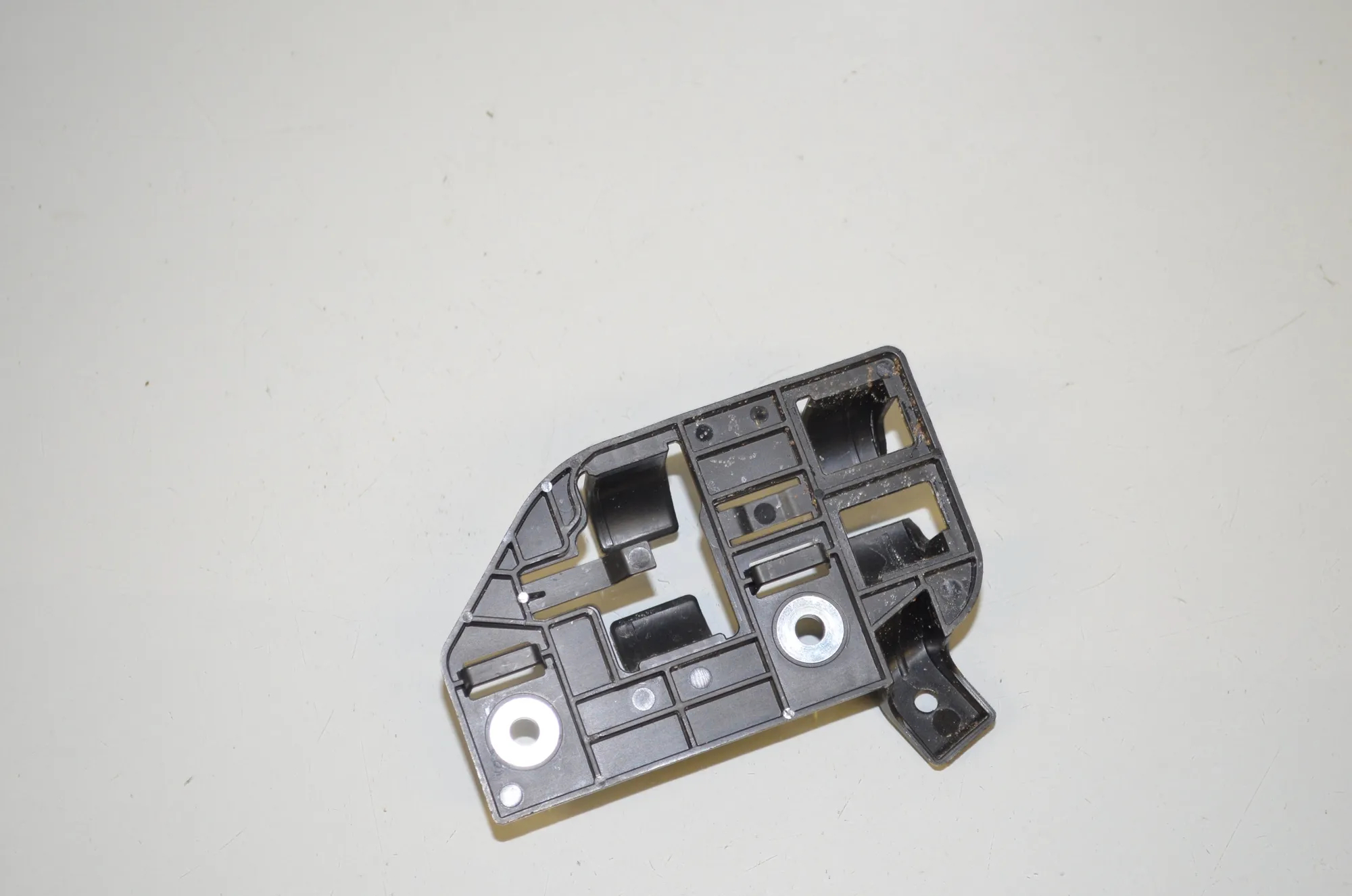 Bracket – OEM 9847347 · BMW iX3 (G08) (2020 - -) Electric (286 HP) 2022 – 3