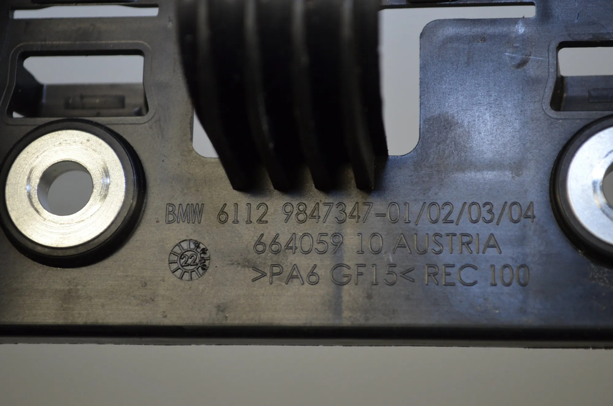 Bracket – OEM 9847347 · BMW iX3 (G08) (2020 - -) Electric (286 HP) 2022 – 5