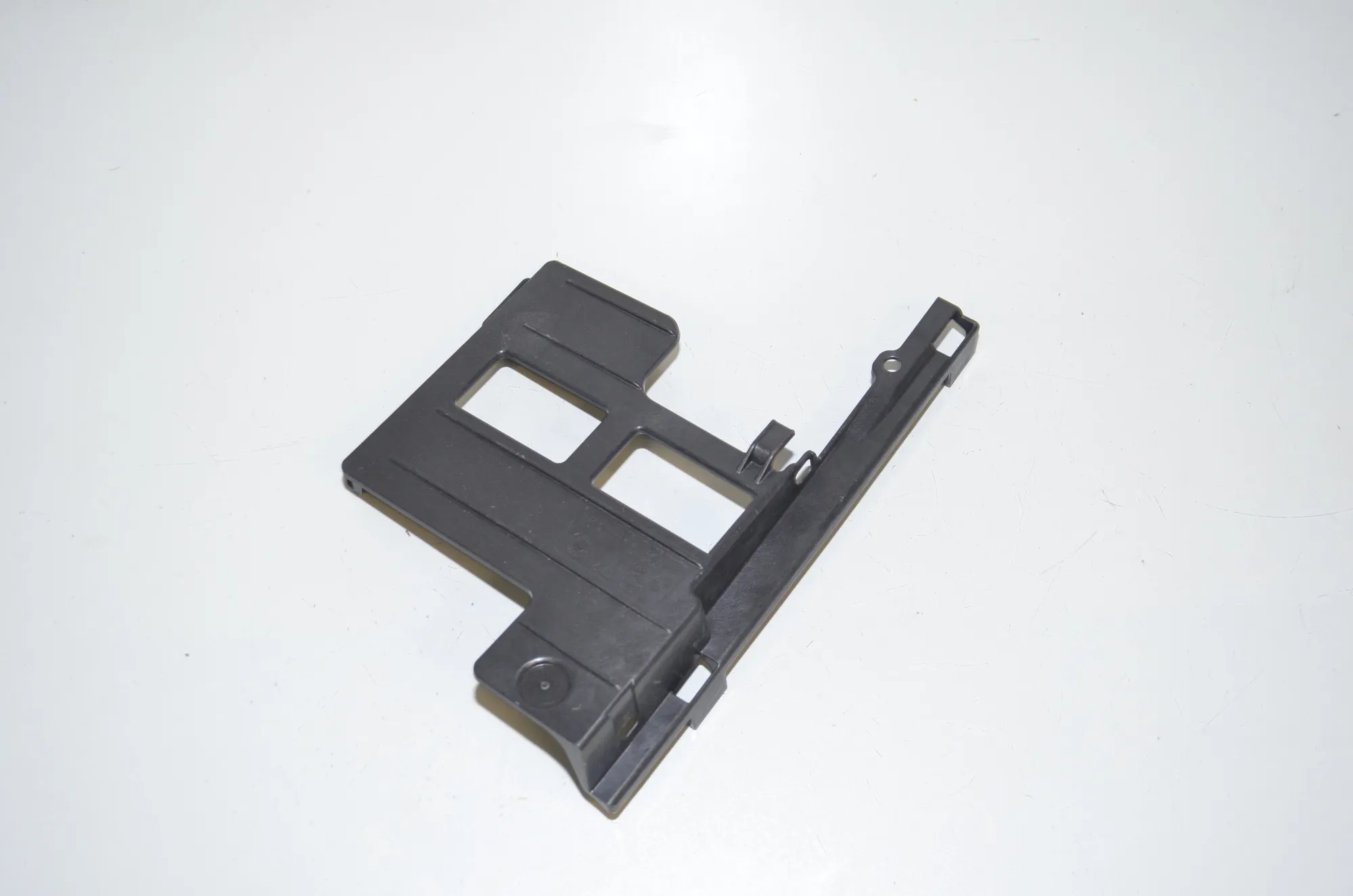 Bracket – OEM 9442831 · BMW iX3 (G08) (2020 - -) Electric (286 HP) 2022 – 2
