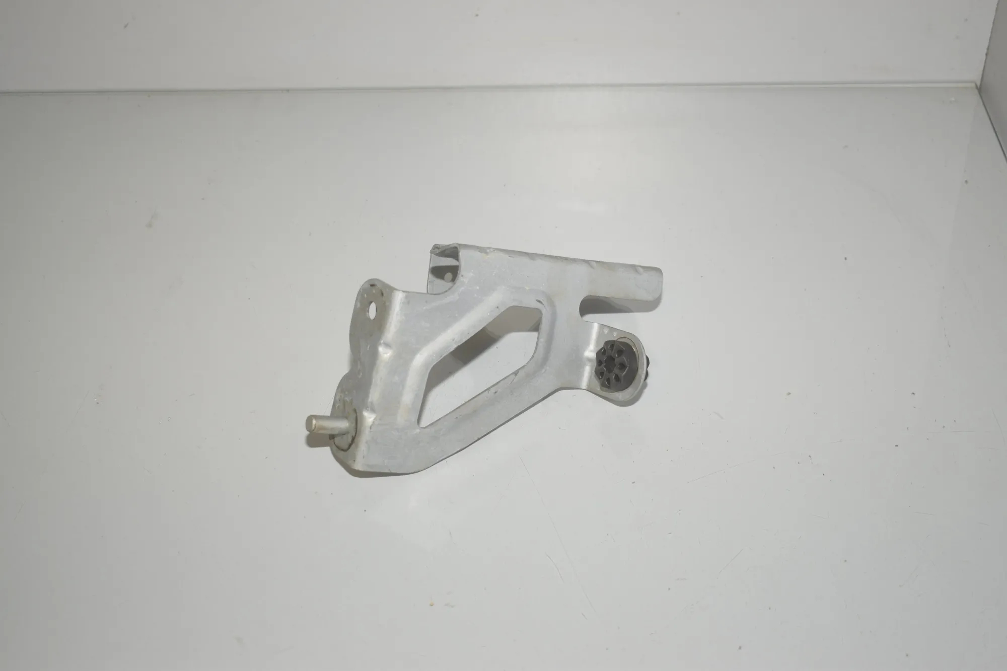 Bracket · BMW iX3 (G08) (2020 - -) Electric (286 HP) 2022 – 3