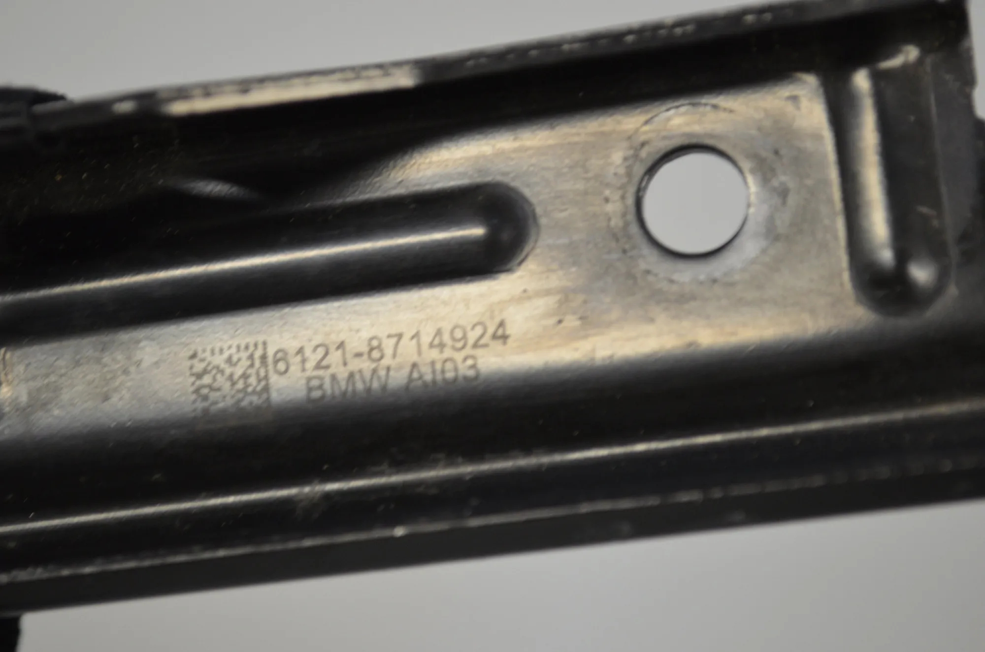 Bracket – OEM 8714924 · BMW iX3 (G08) (2020 - -) Electric (286 HP) 2022 – 4
