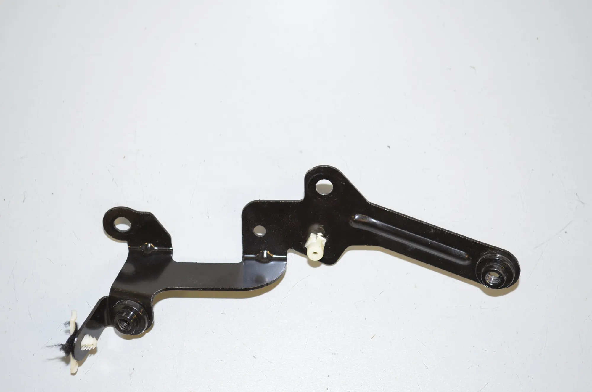 Bracket – OEM 9391845 · BMW iX3 (G08) (2020 - -) Electric (286 HP) 2022 – 3