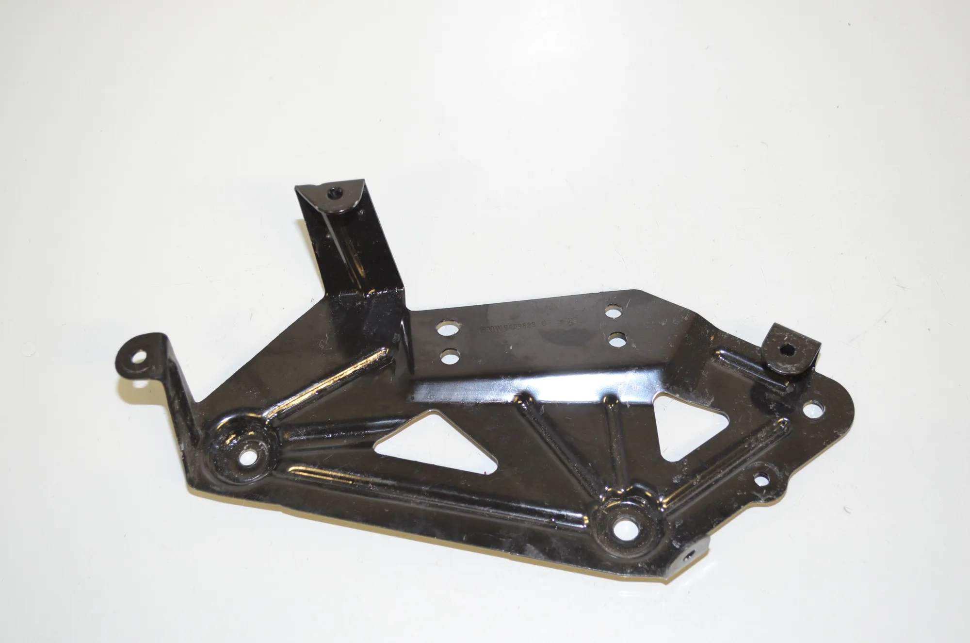 Bracket – OEM 9459823 · BMW iX3 (G08) (2020 - -) Electric (286 HP) 2022 – 2
