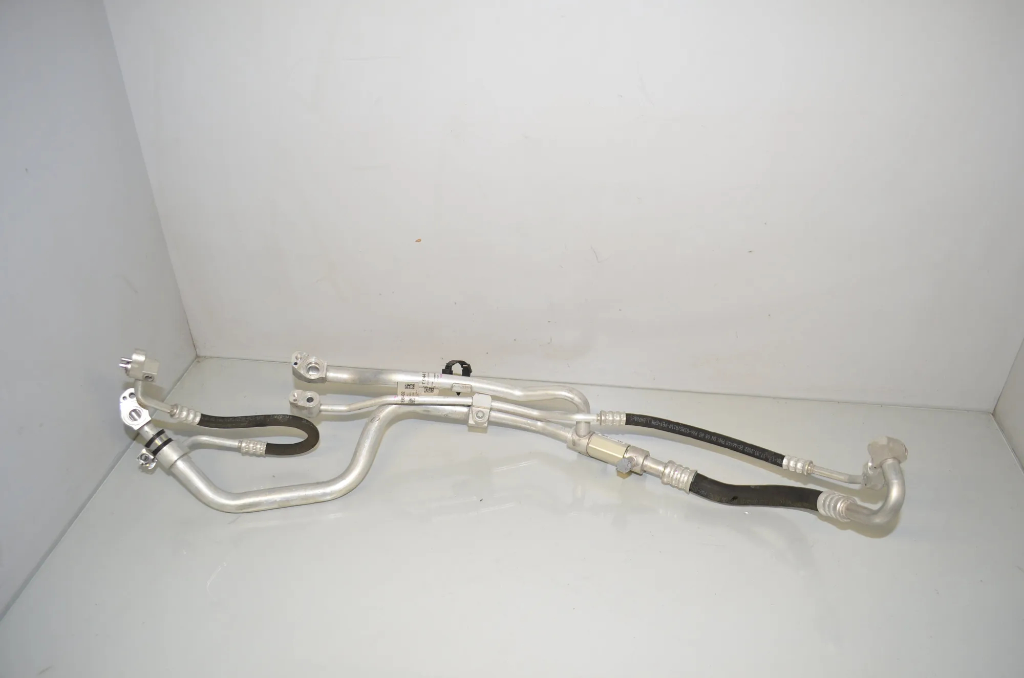A/C Air Con Hose Pipe – OEM 7944053 · BMW iX3 (G08) (2020 - -) Electric (286 HP) 2022 – 3
