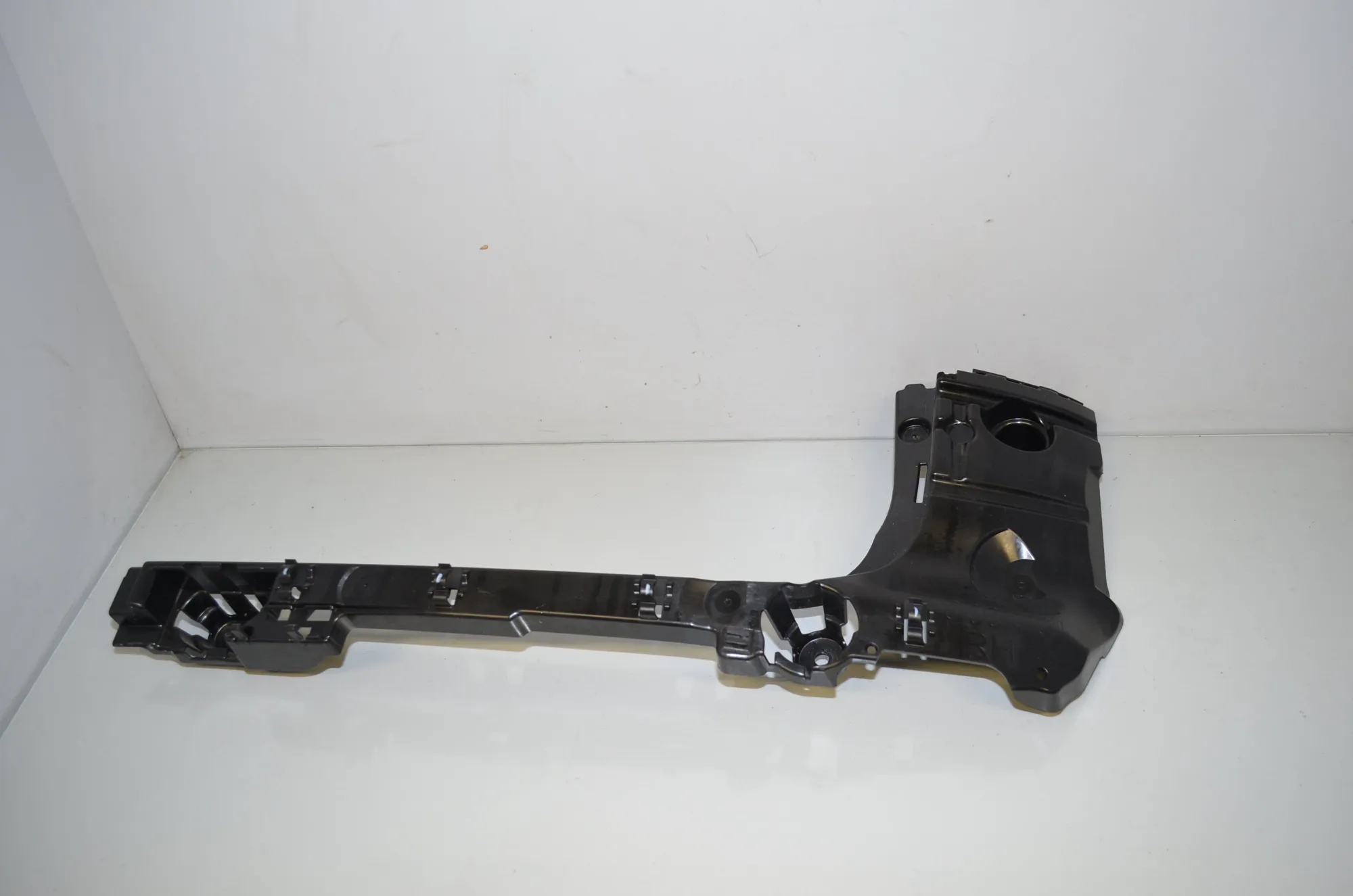 Rear Right Bumper Bracket – OEM 9850834 · BMW iX3 (G08) (2020 - -) Electric (286 HP) 2022