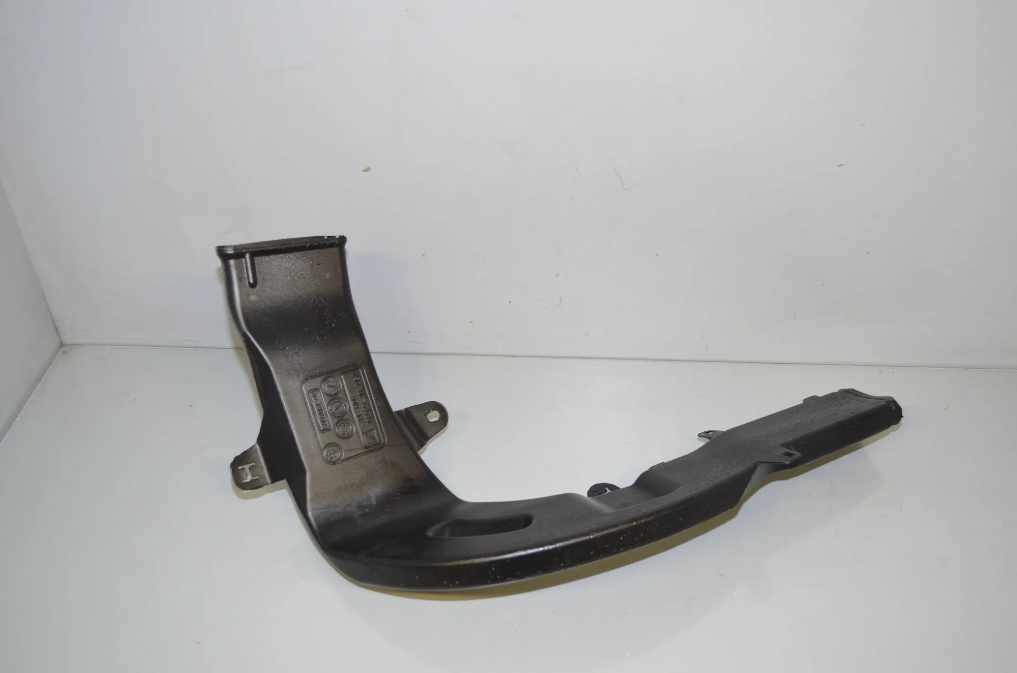 Interior Air Duct Channel – OEM 6997061 · BMW iX3 (G08) (2020 - -) Electric (286 HP) 2022